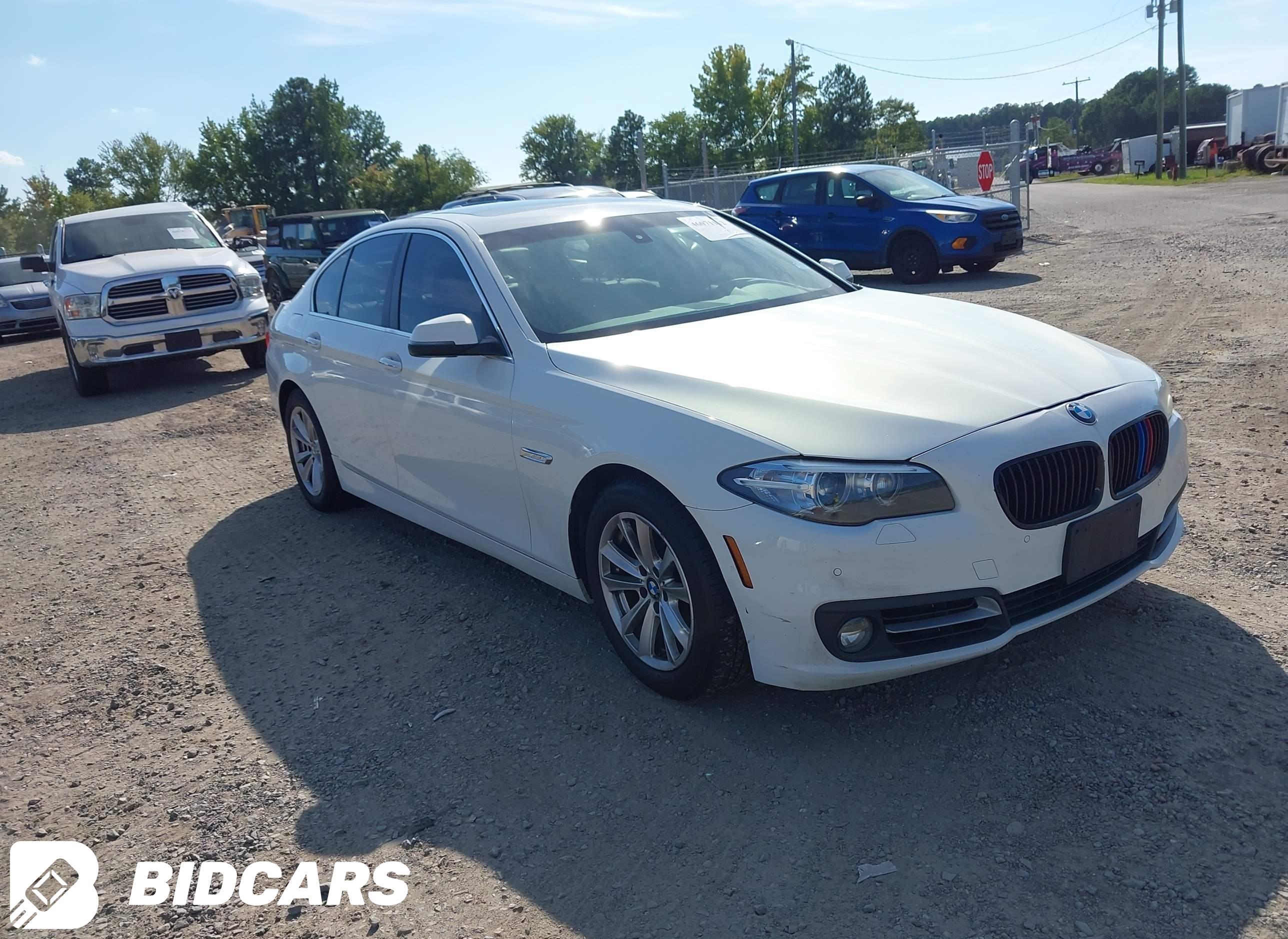 2016 BMW 5 Series, 528I