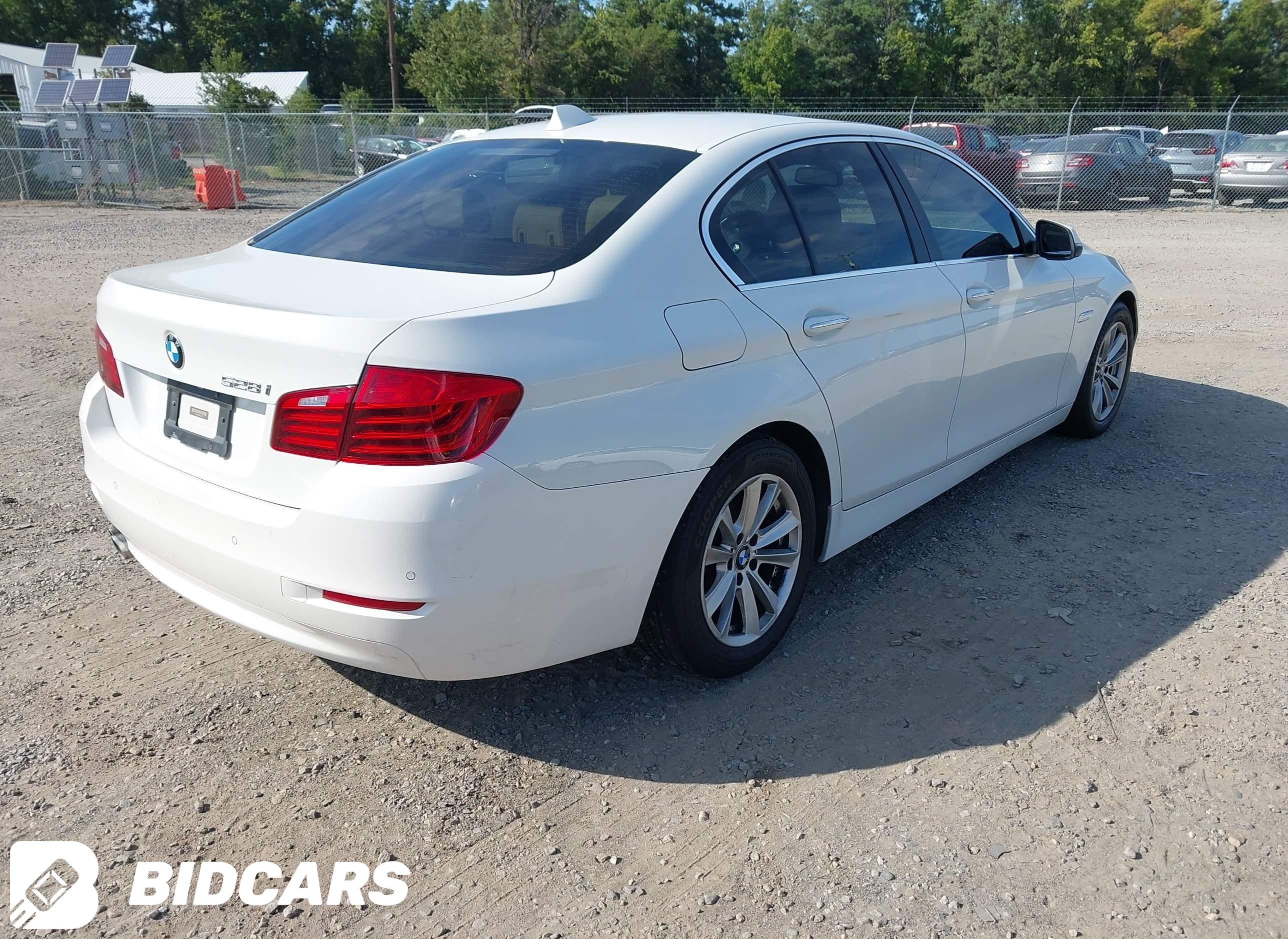 2016 BMW 5 Series, 528I