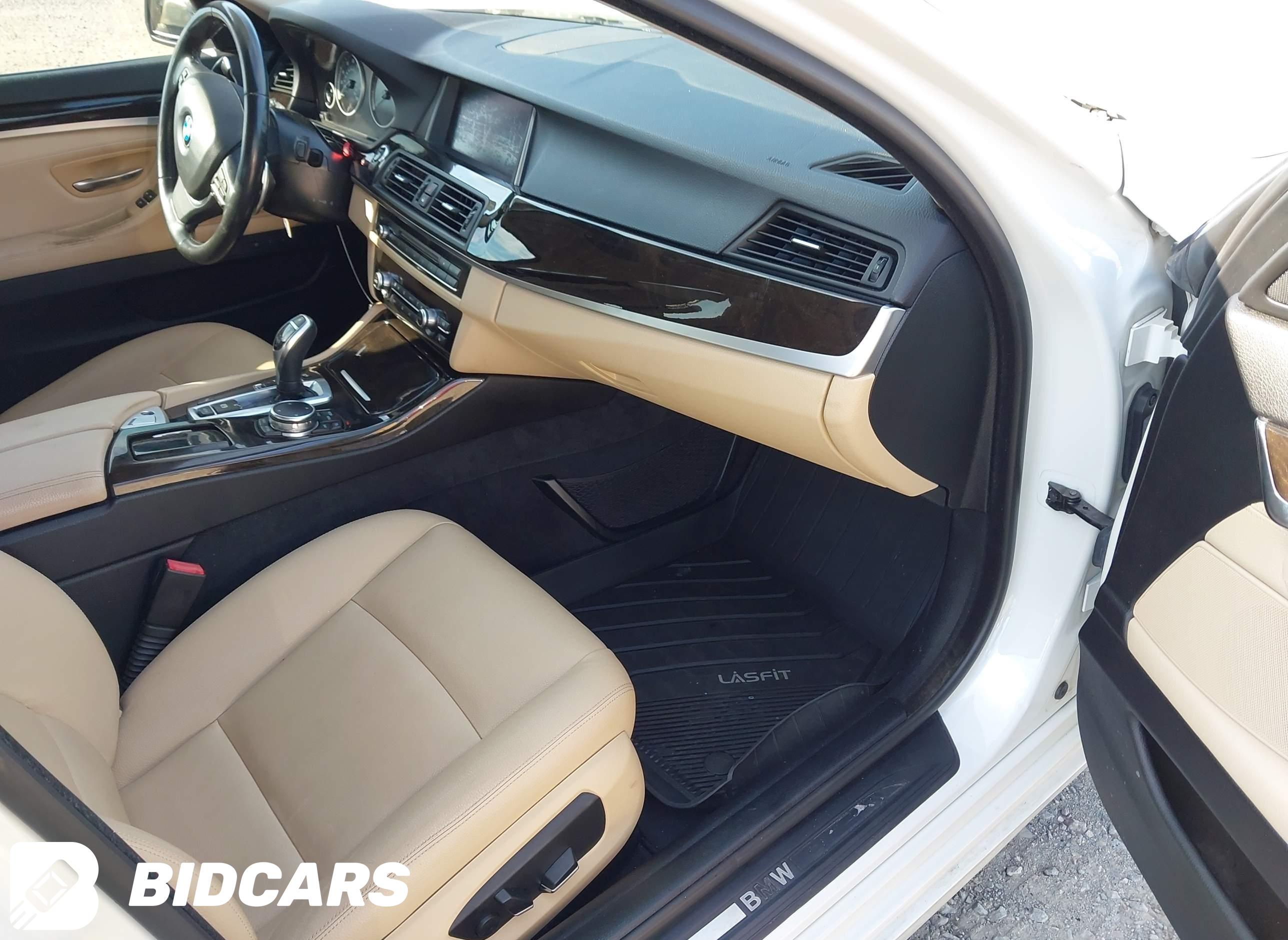 2016 BMW 5 Series, 528I