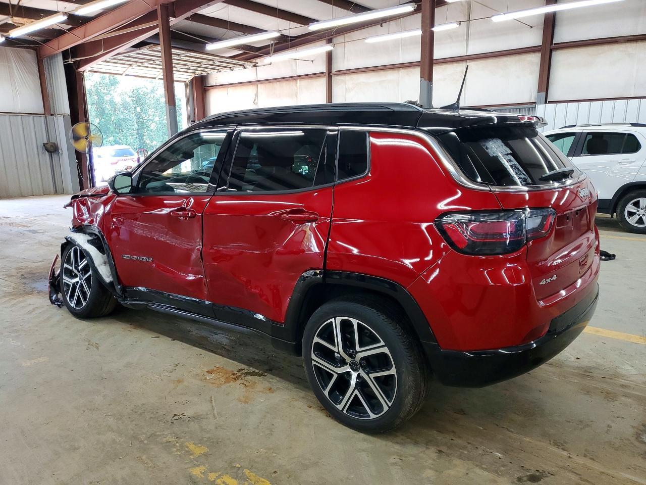 2025 Jeep Compass, Limited