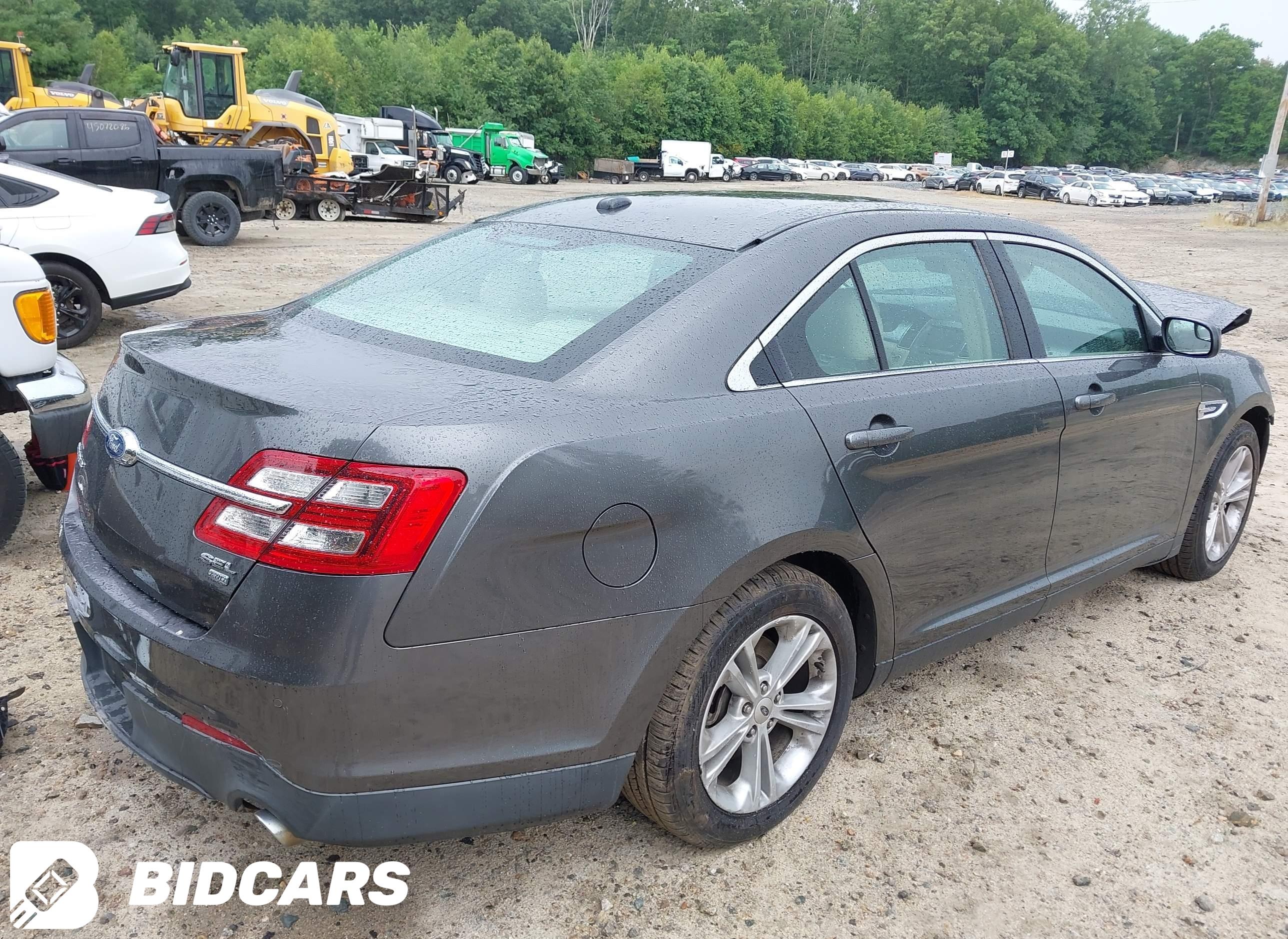 2015 Ford Taurus, Sel