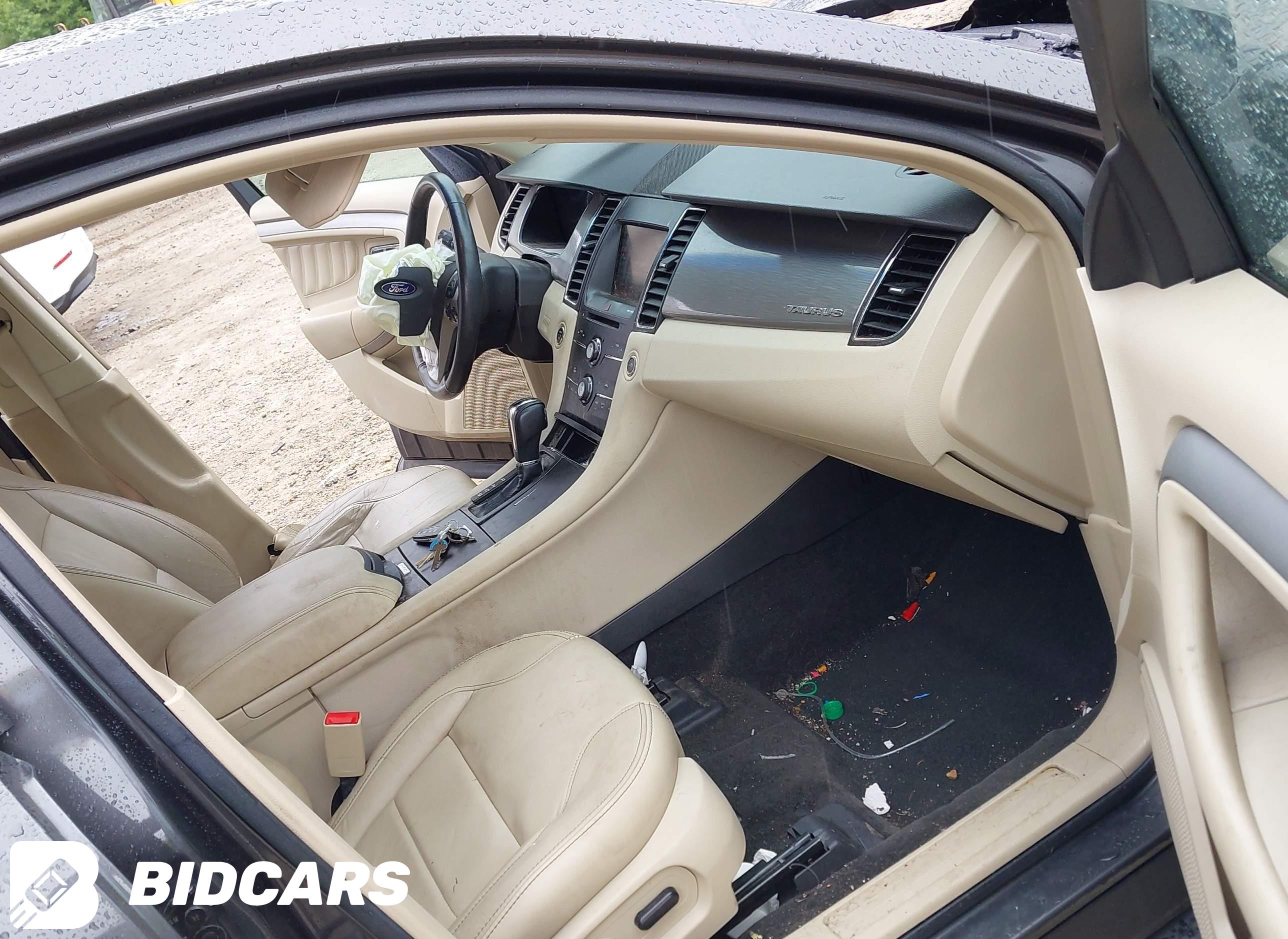 2015 Ford Taurus, Sel