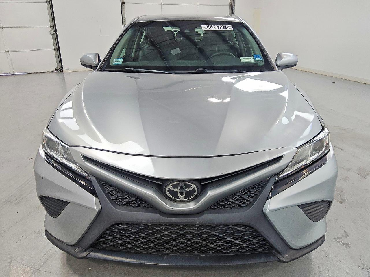 2018 Toyota Camry, SE