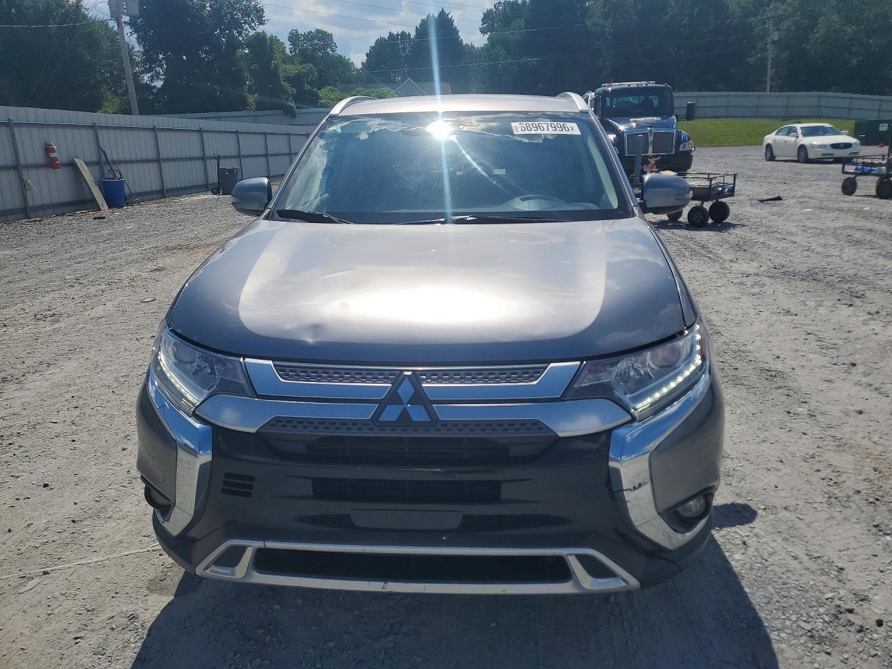 2020 Mitsubishi Outlander, SE