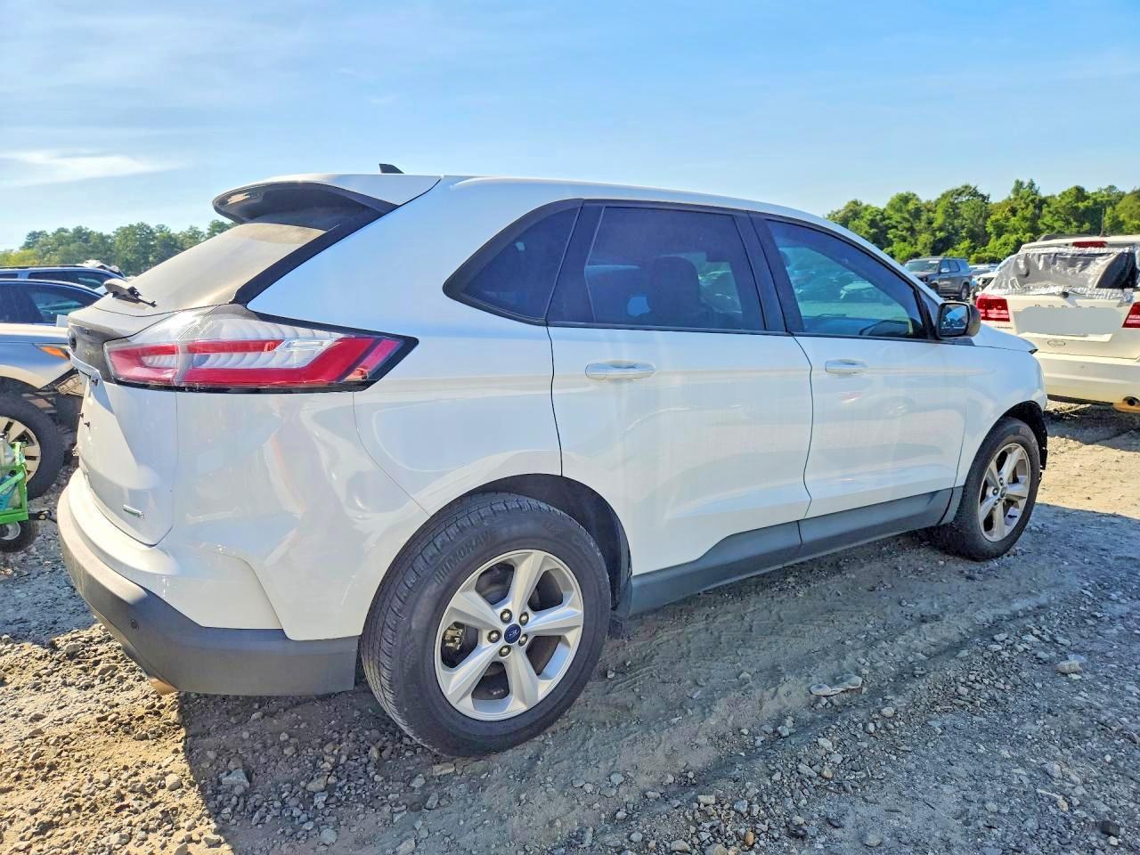 2020 Ford Edge, SE
