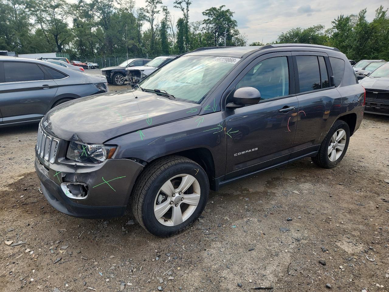 2015 Jeep Compass, Latitude