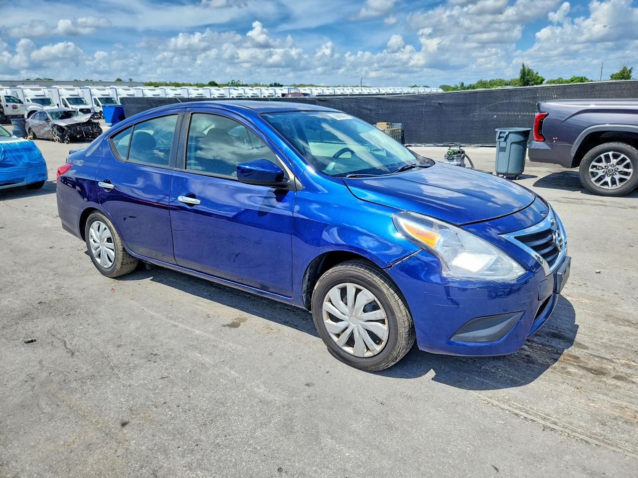 2019 Nissan Versa, SV