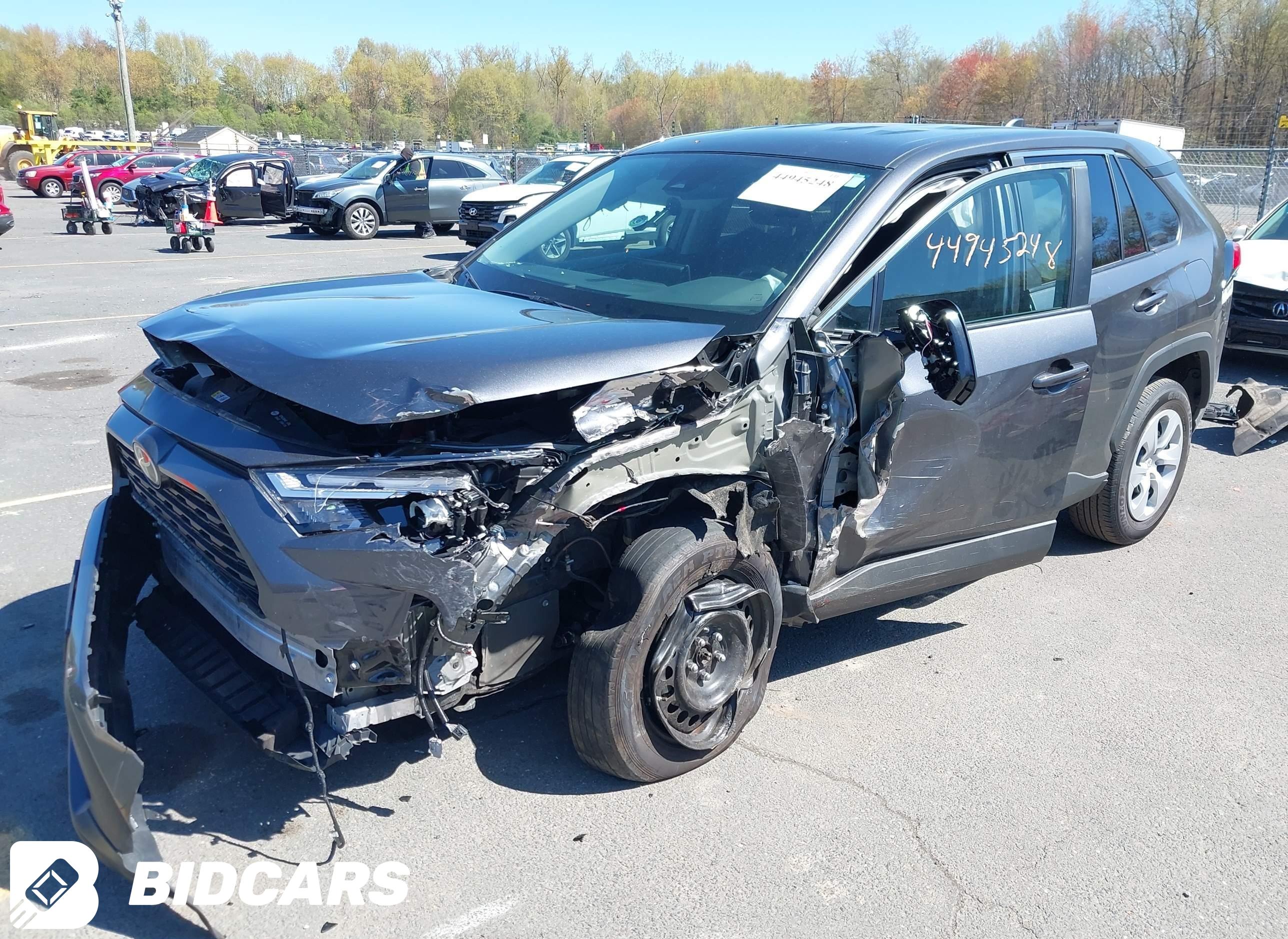 2025 Toyota RAV4, LE