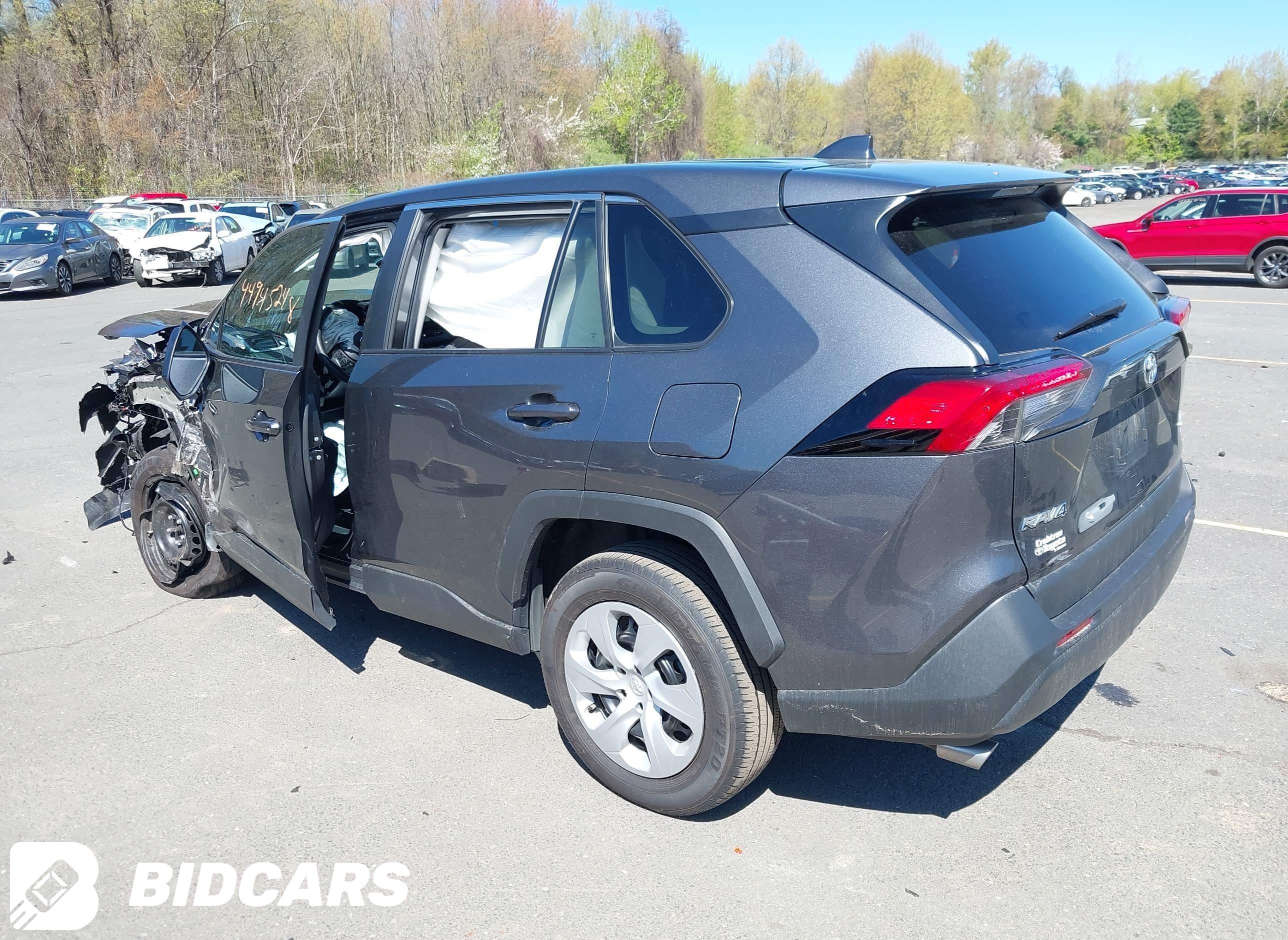 2025 Toyota RAV4, LE