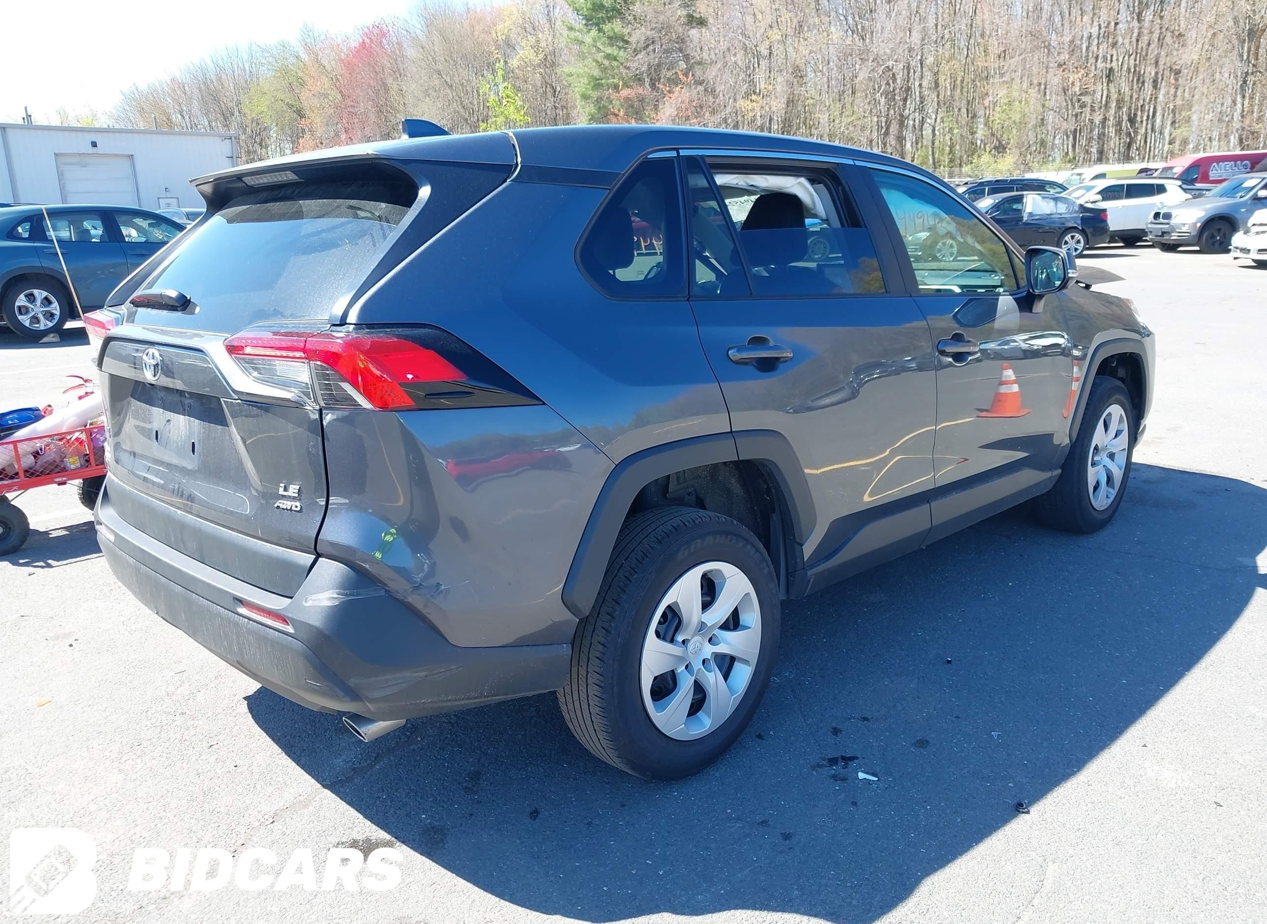 2025 Toyota RAV4, LE