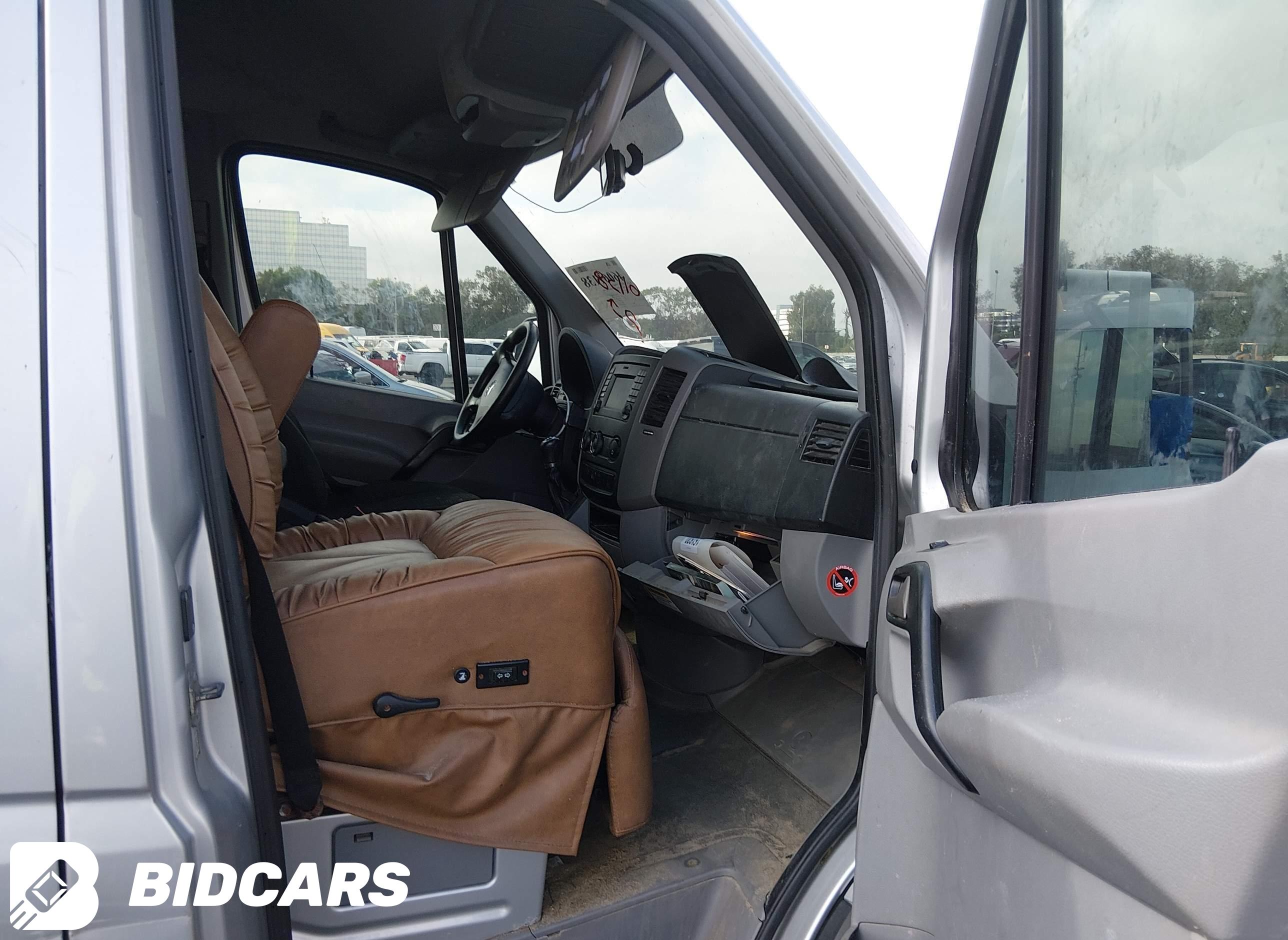 2015 Mercedes-Benz Sprinter 2...