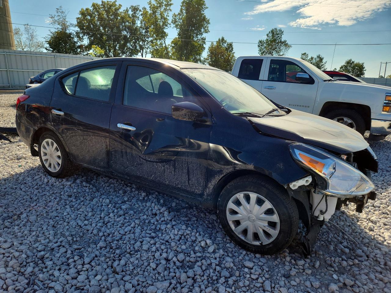 2016 Nissan Versa, 1.6 SV