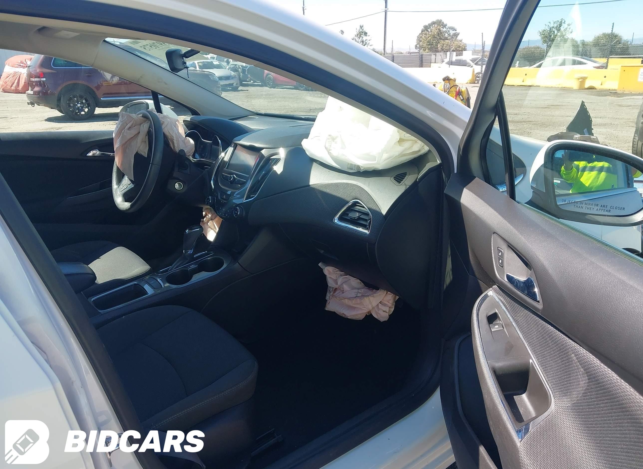 2017 Chevrolet Cruze, Lt Auto