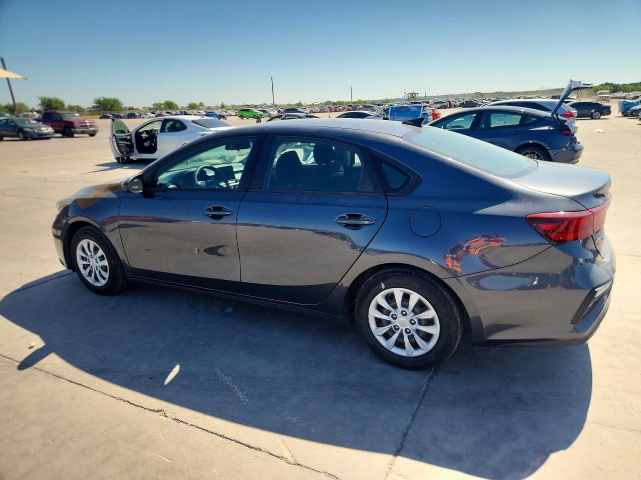 2020 KIA Forte, FE