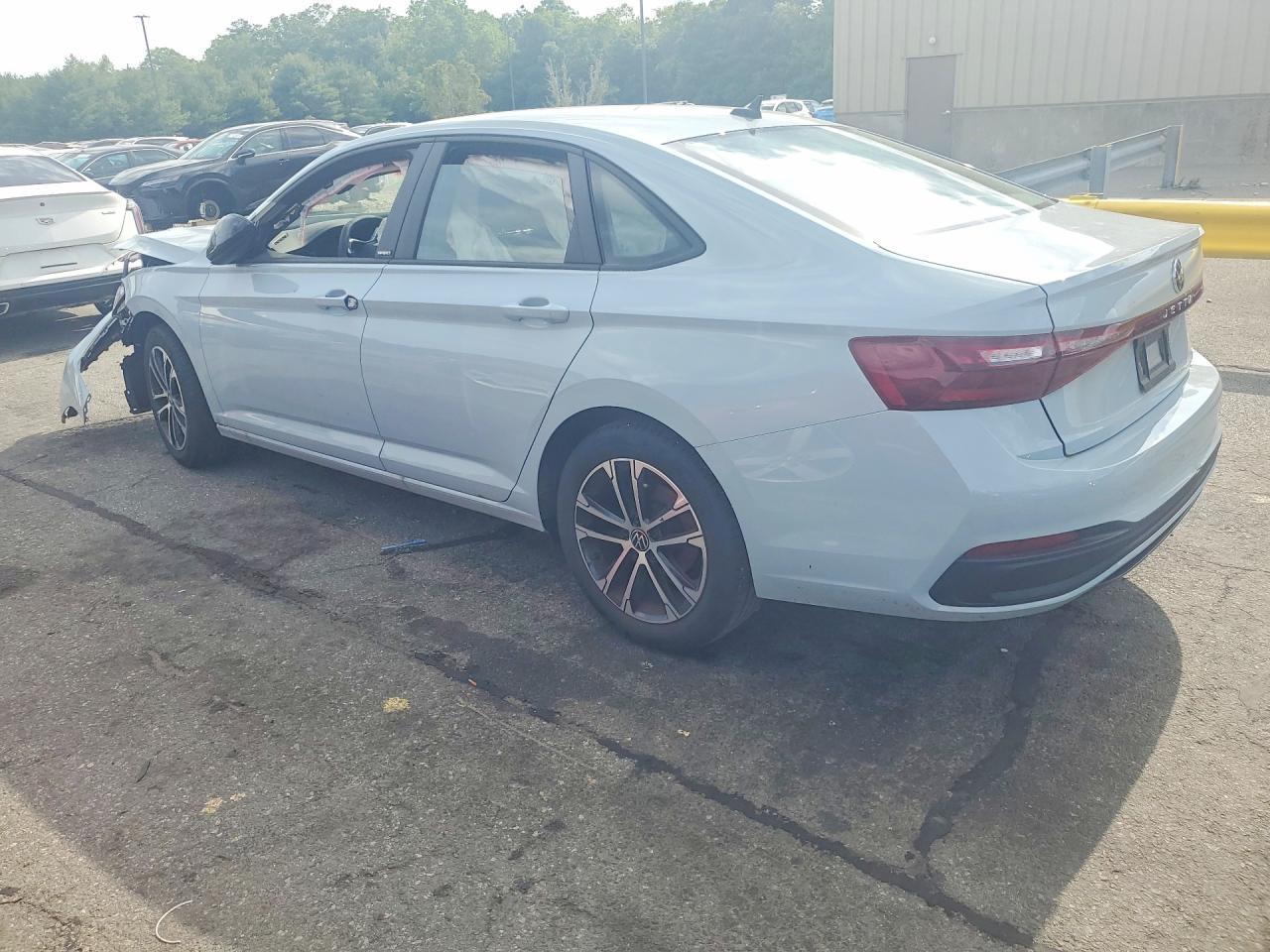 2025 Volkswagen Jetta, Sport