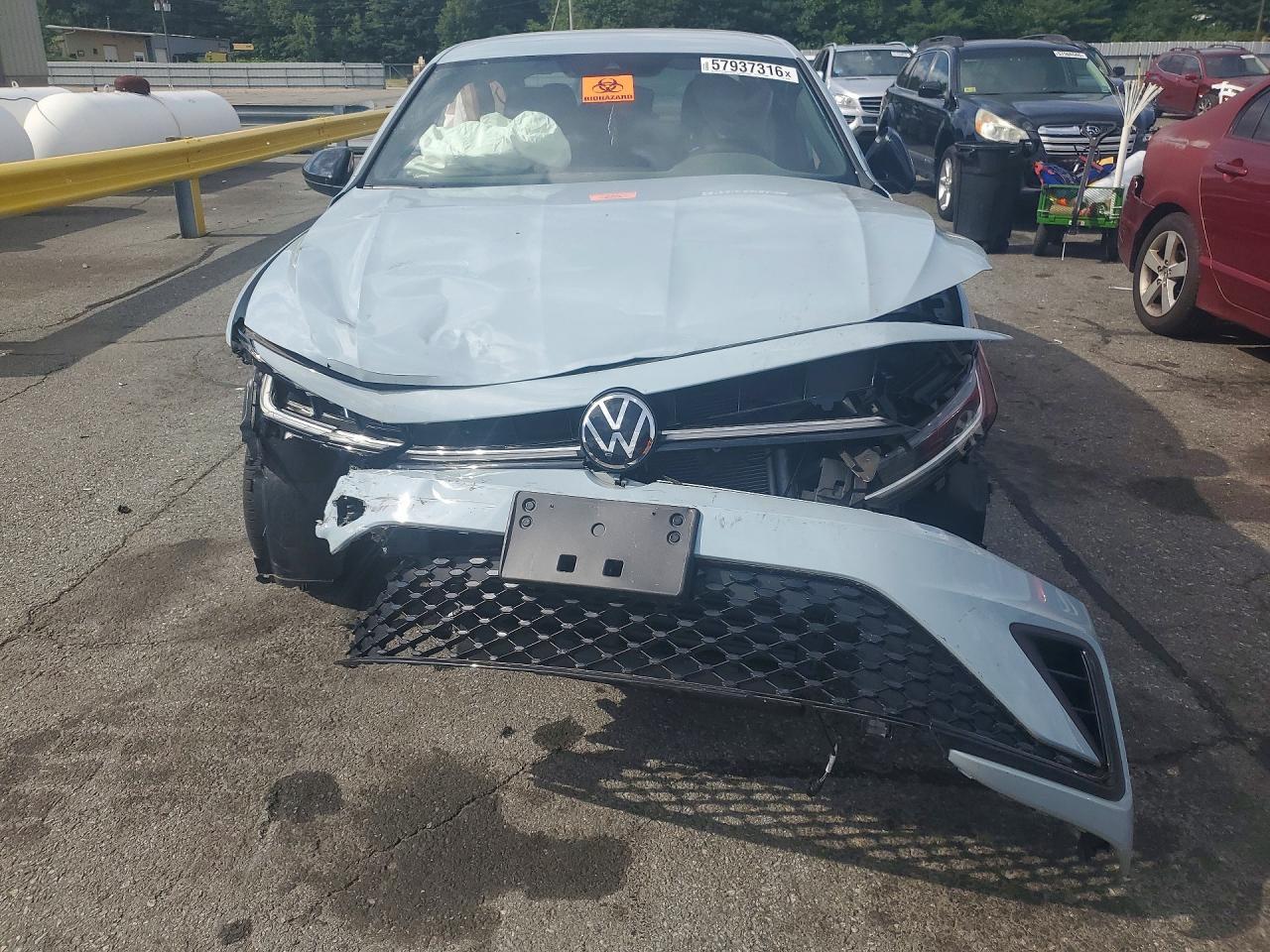 2025 Volkswagen Jetta, Sport