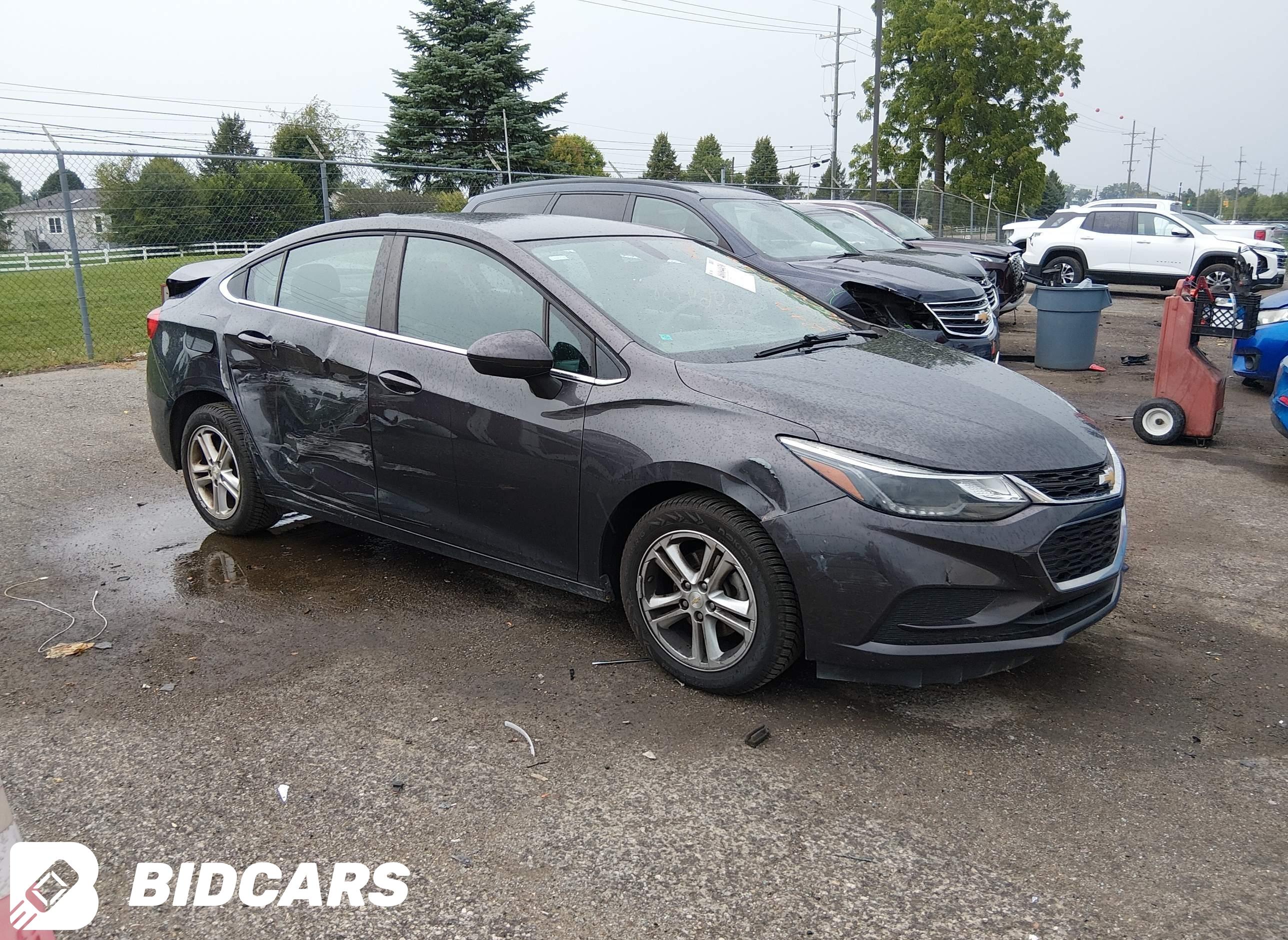 2017 Chevrolet Cruze, Lt Auto