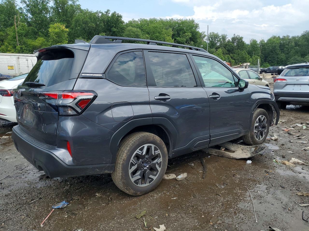 2026 Subaru Forester, Premium