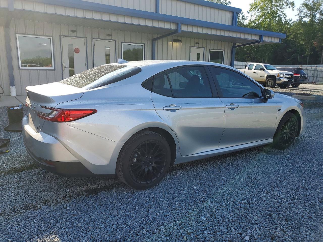 2026 Toyota Camry, LE
