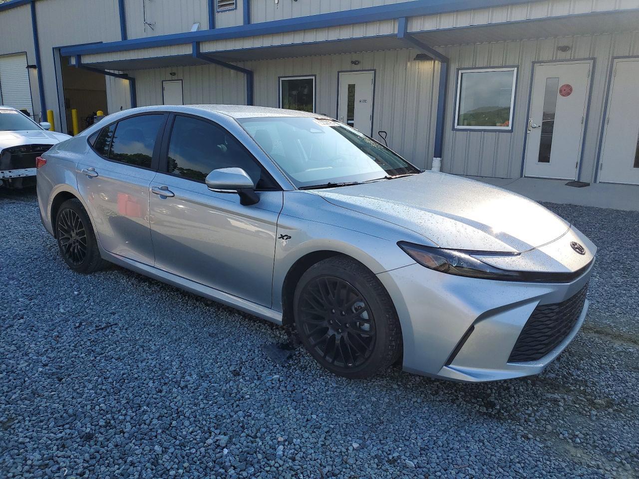 2026 Toyota Camry, LE
