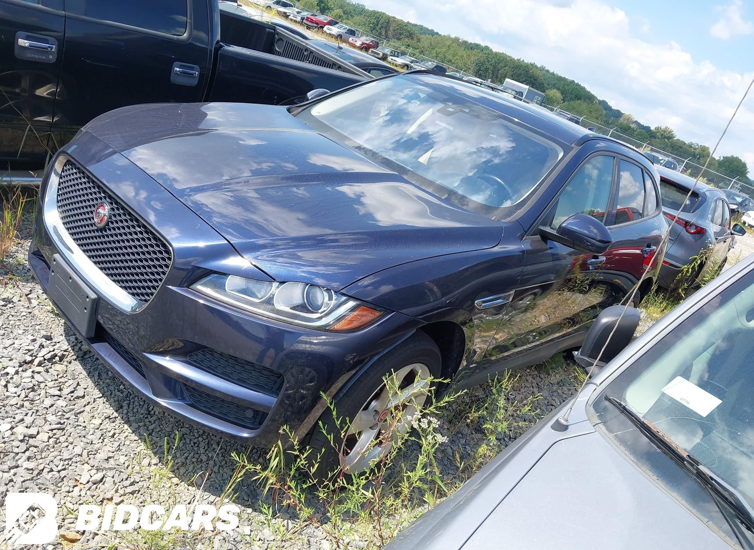 2018 Jaguar F-Pace, 25T Premium