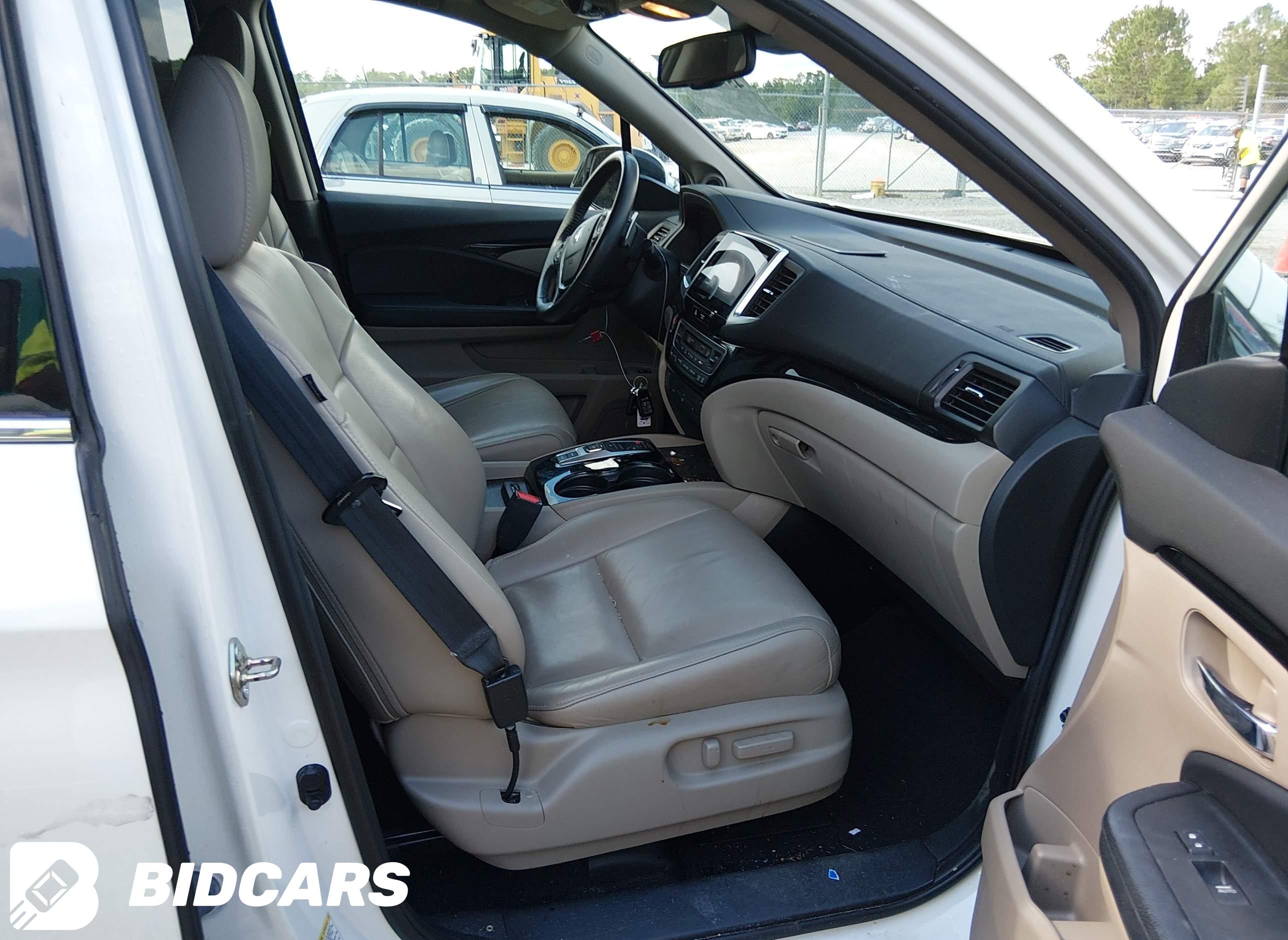 2016 Honda Pilot, Touring