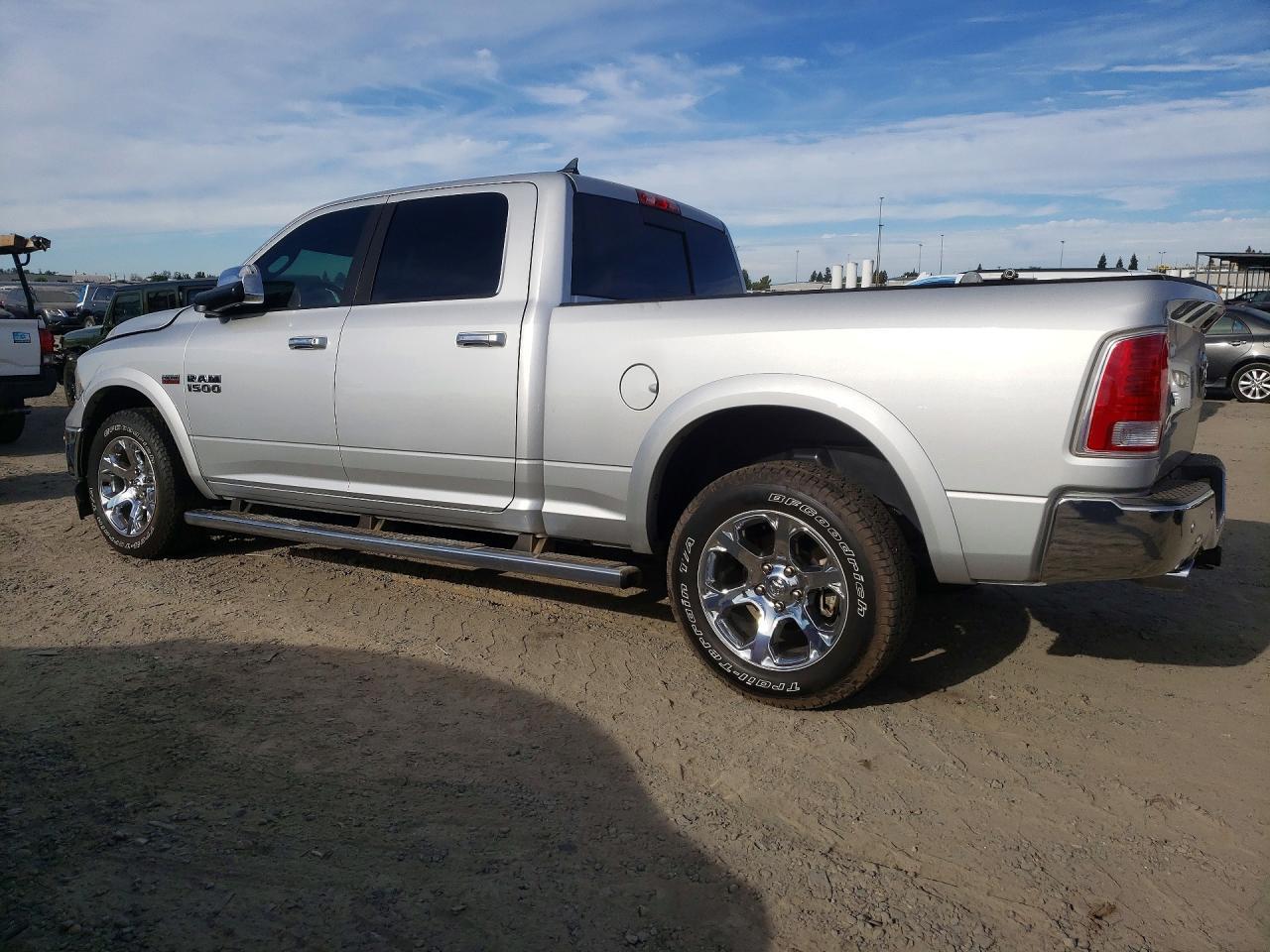 2017 RAM 1500, Laramie
