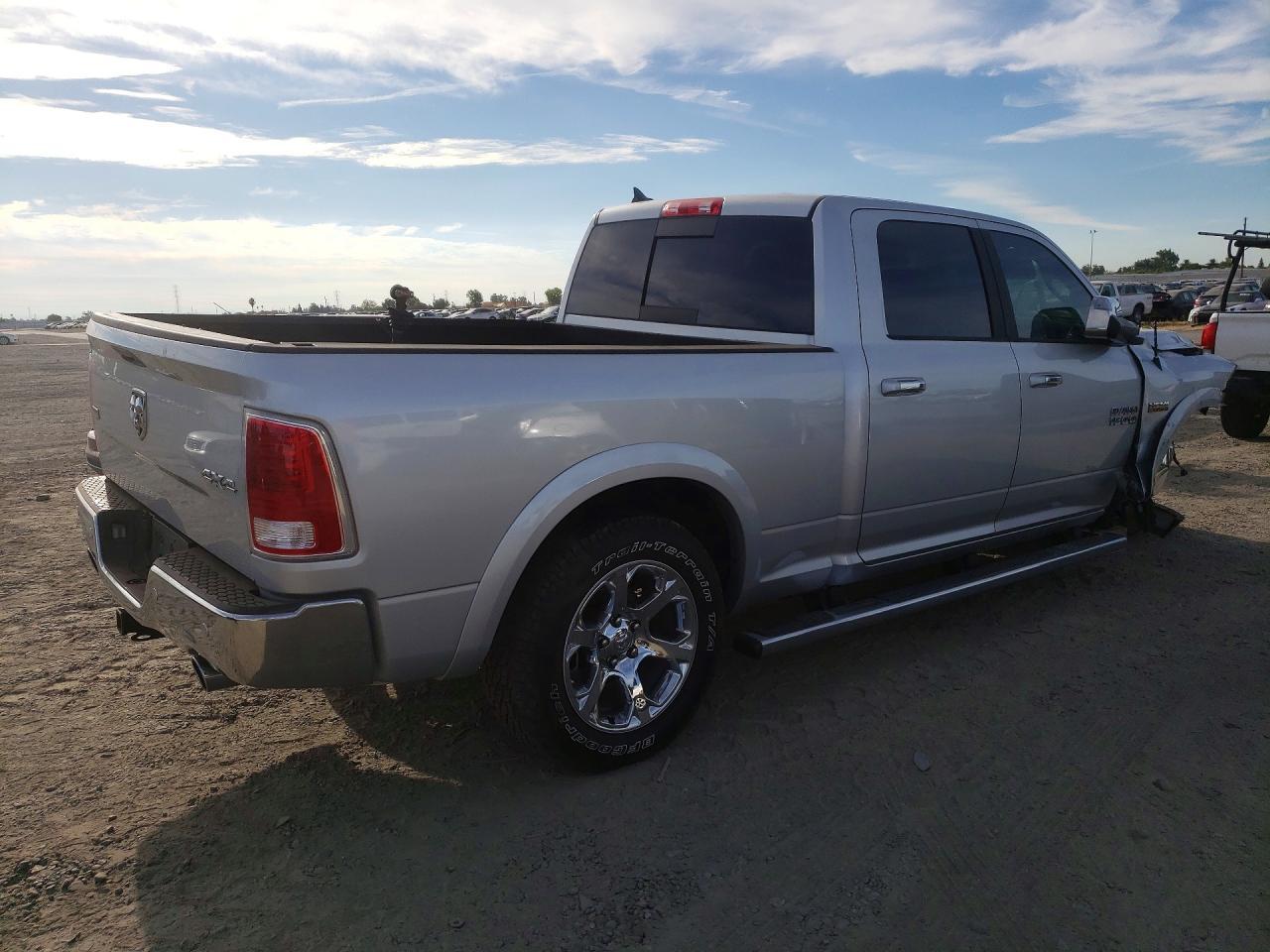 2017 RAM 1500, Laramie