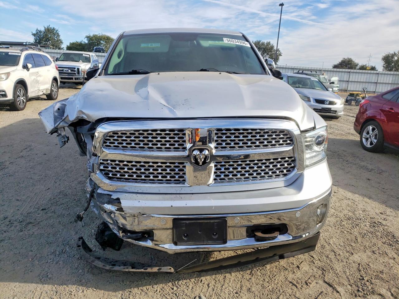 2017 RAM 1500, Laramie
