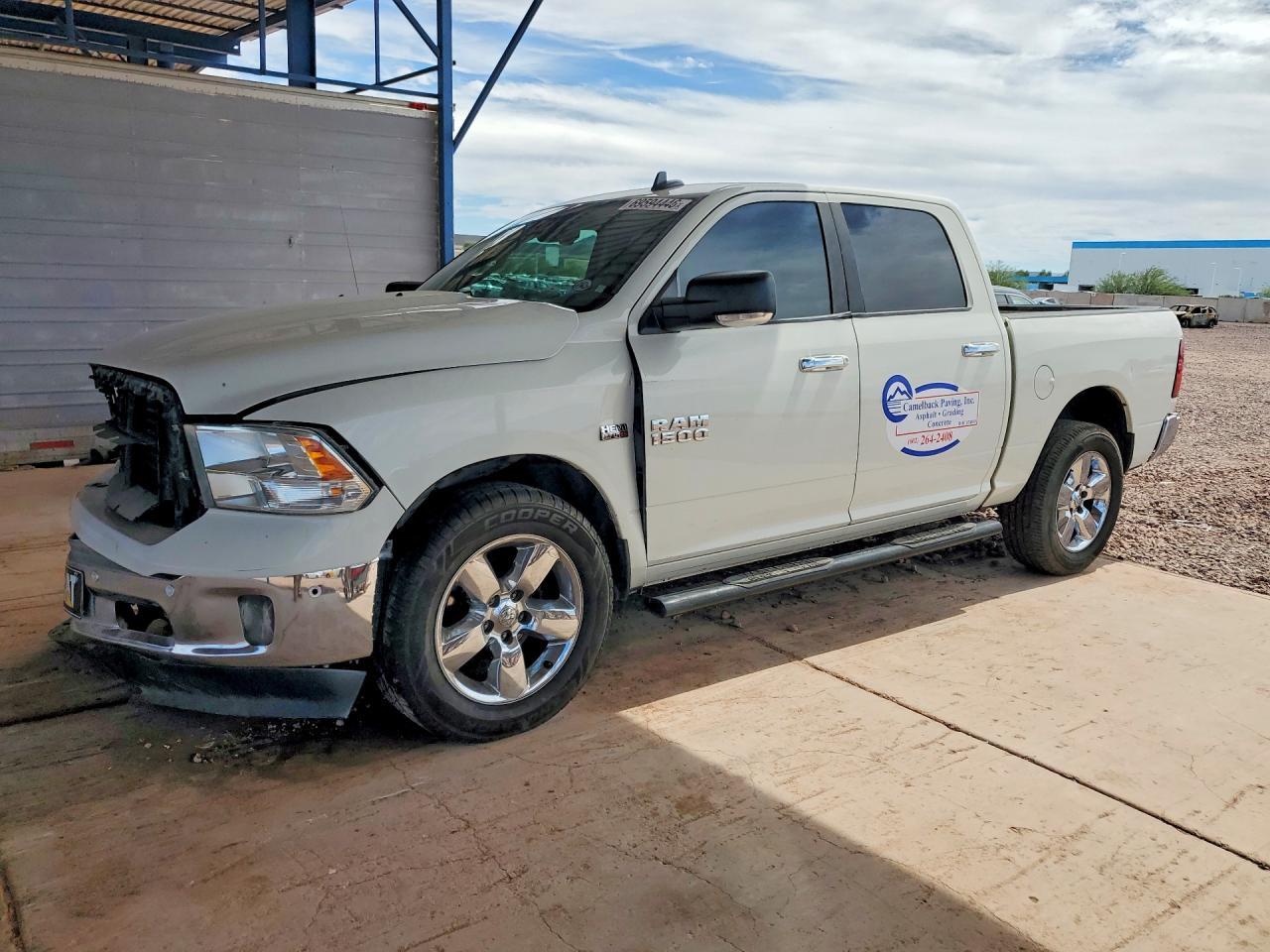 2016 RAM 1500, Slt