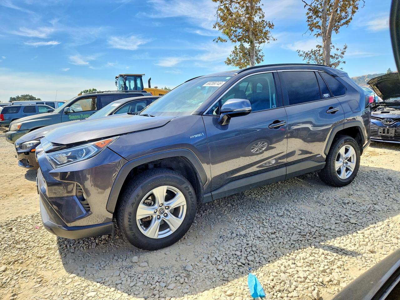 2020 Toyota RAV4, Xle