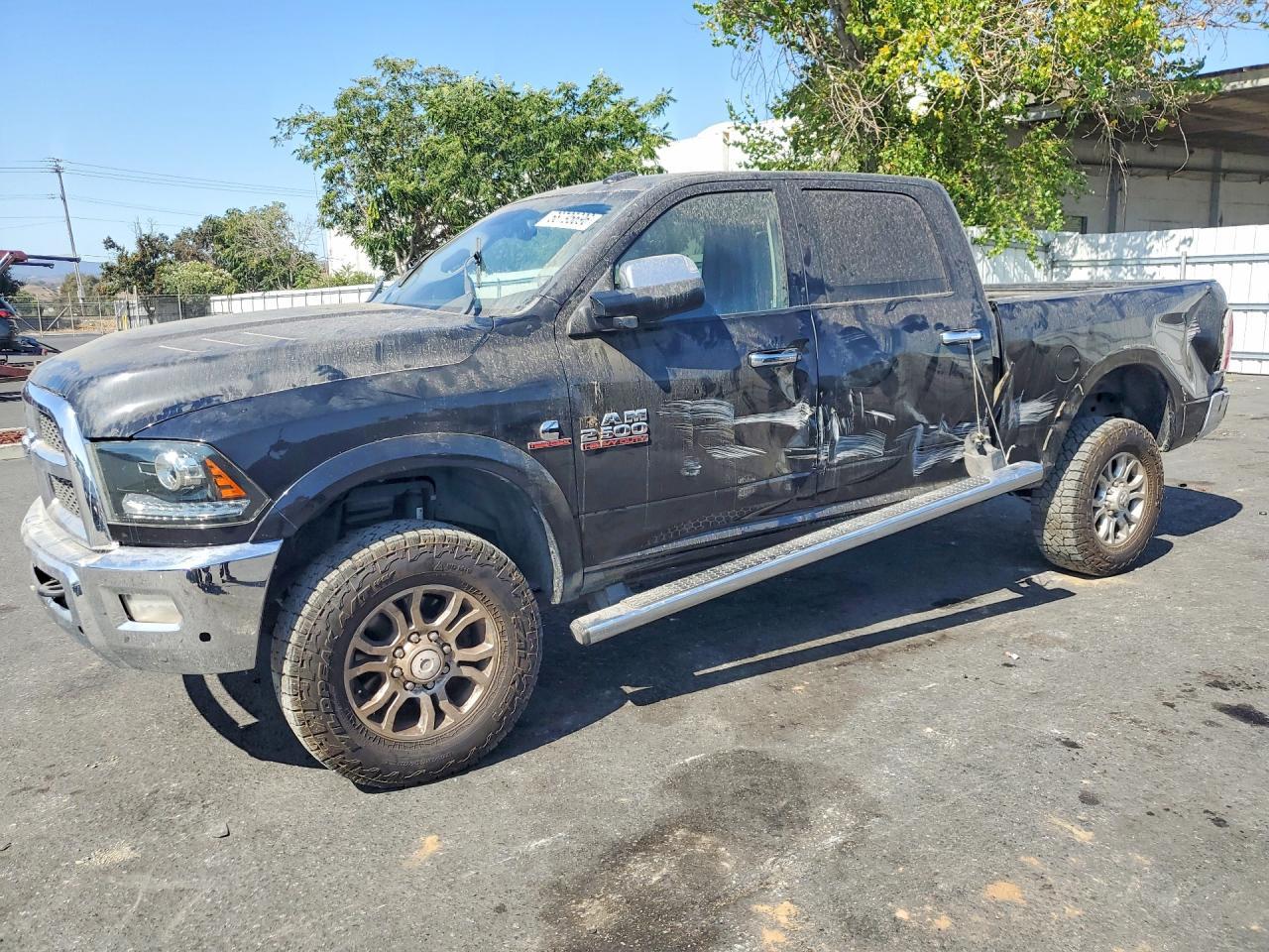 2015 RAM 2500, Laramie