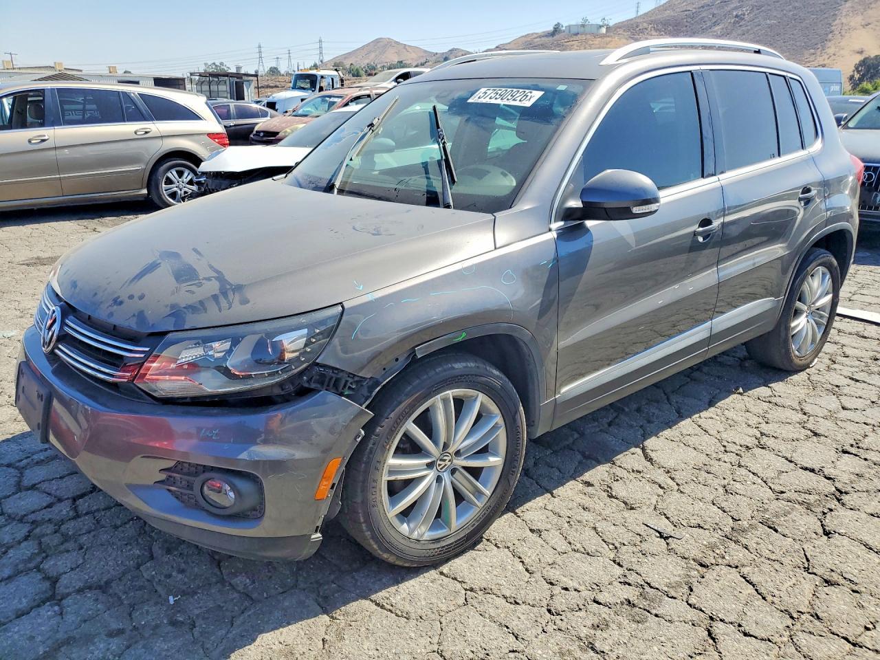 2016 Volkswagen Tiguan, S