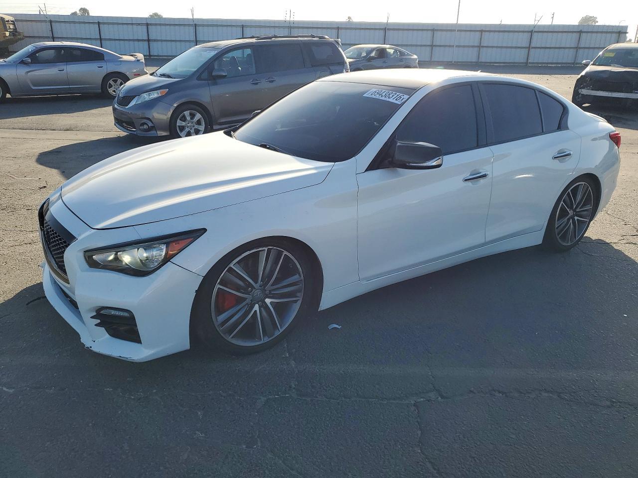 2015 Infiniti Q50, Sport