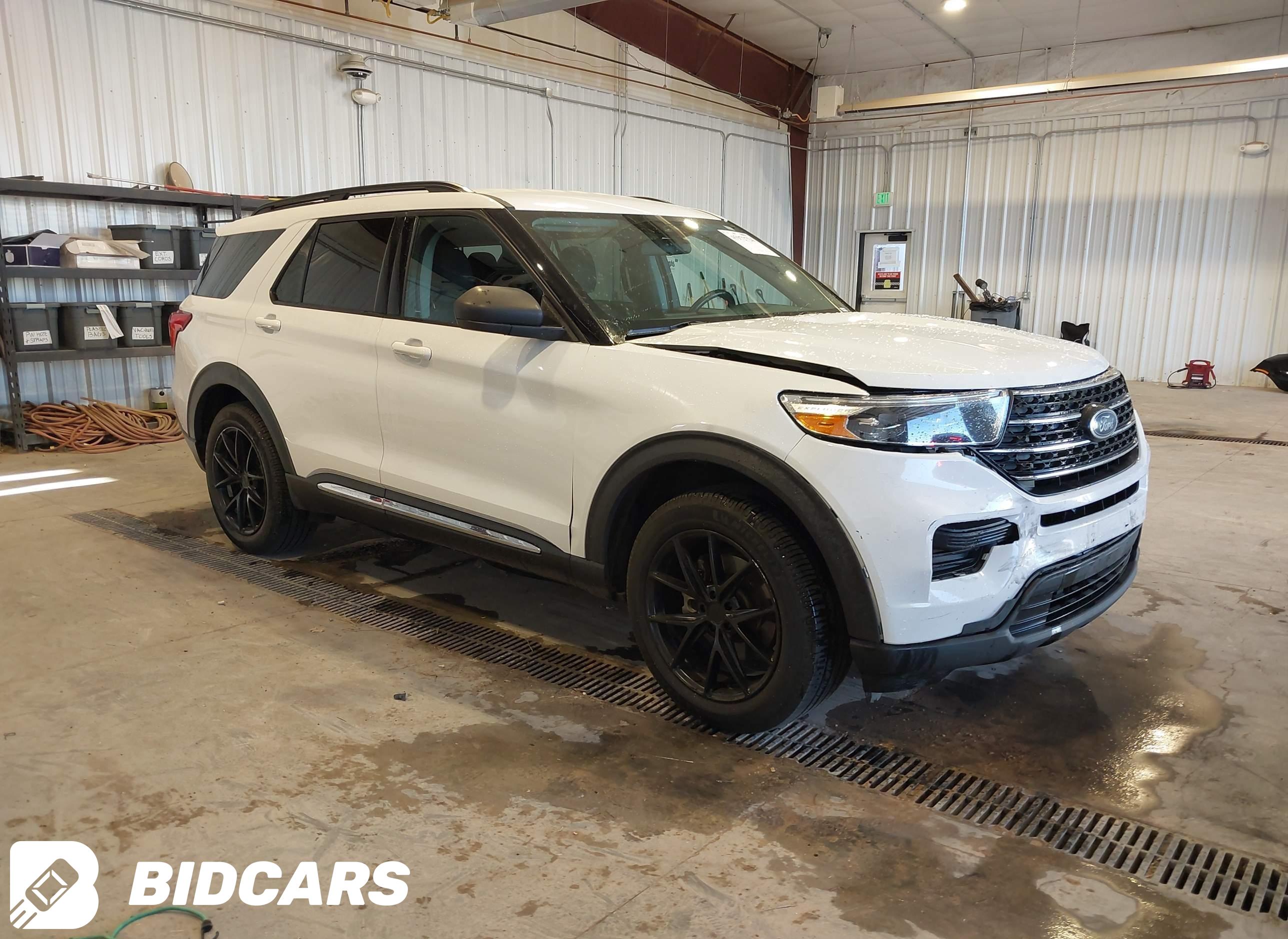 2021 Ford Explorer, Xlt