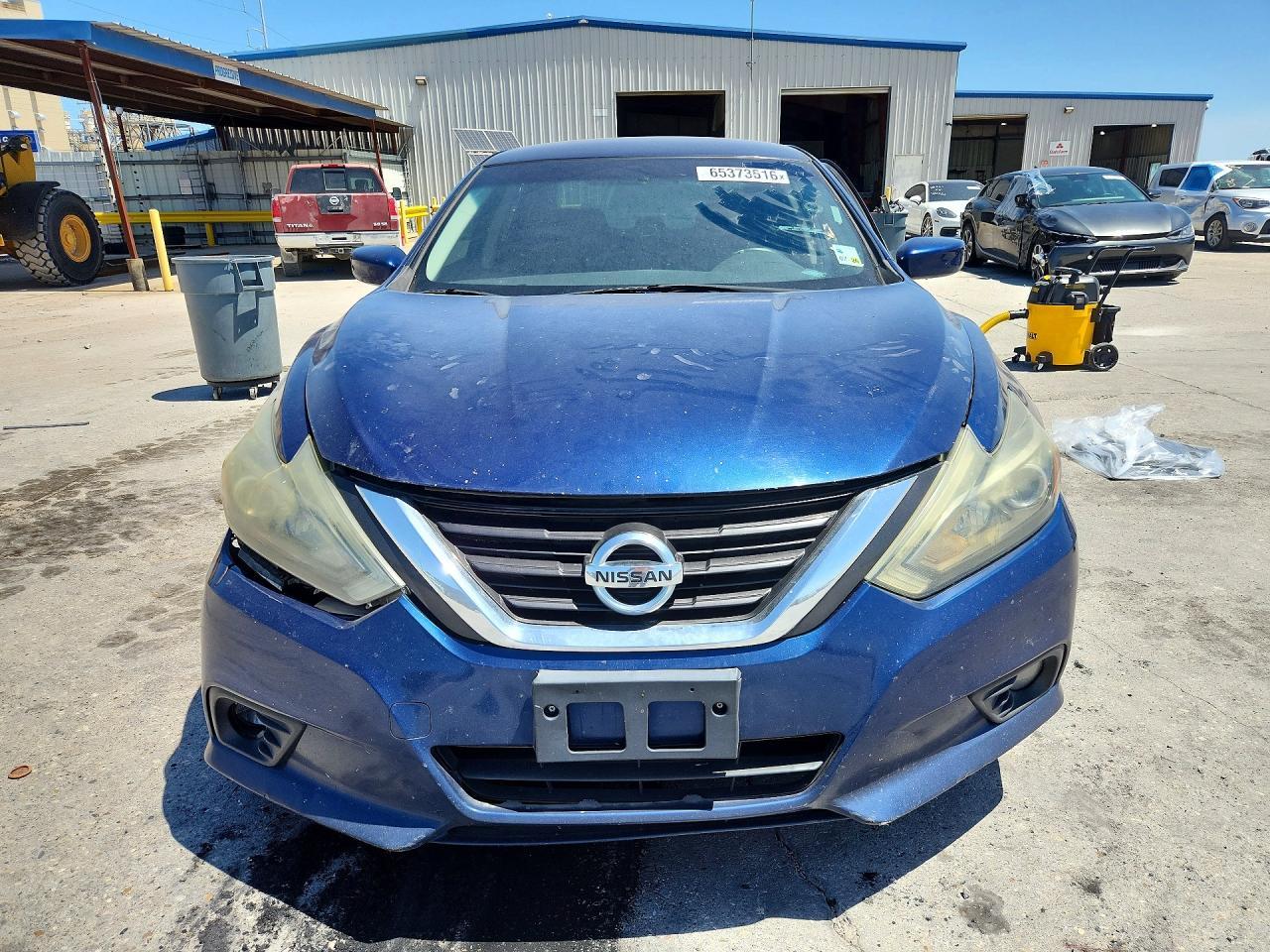 2016 Nissan Altima, 2.5 SR
