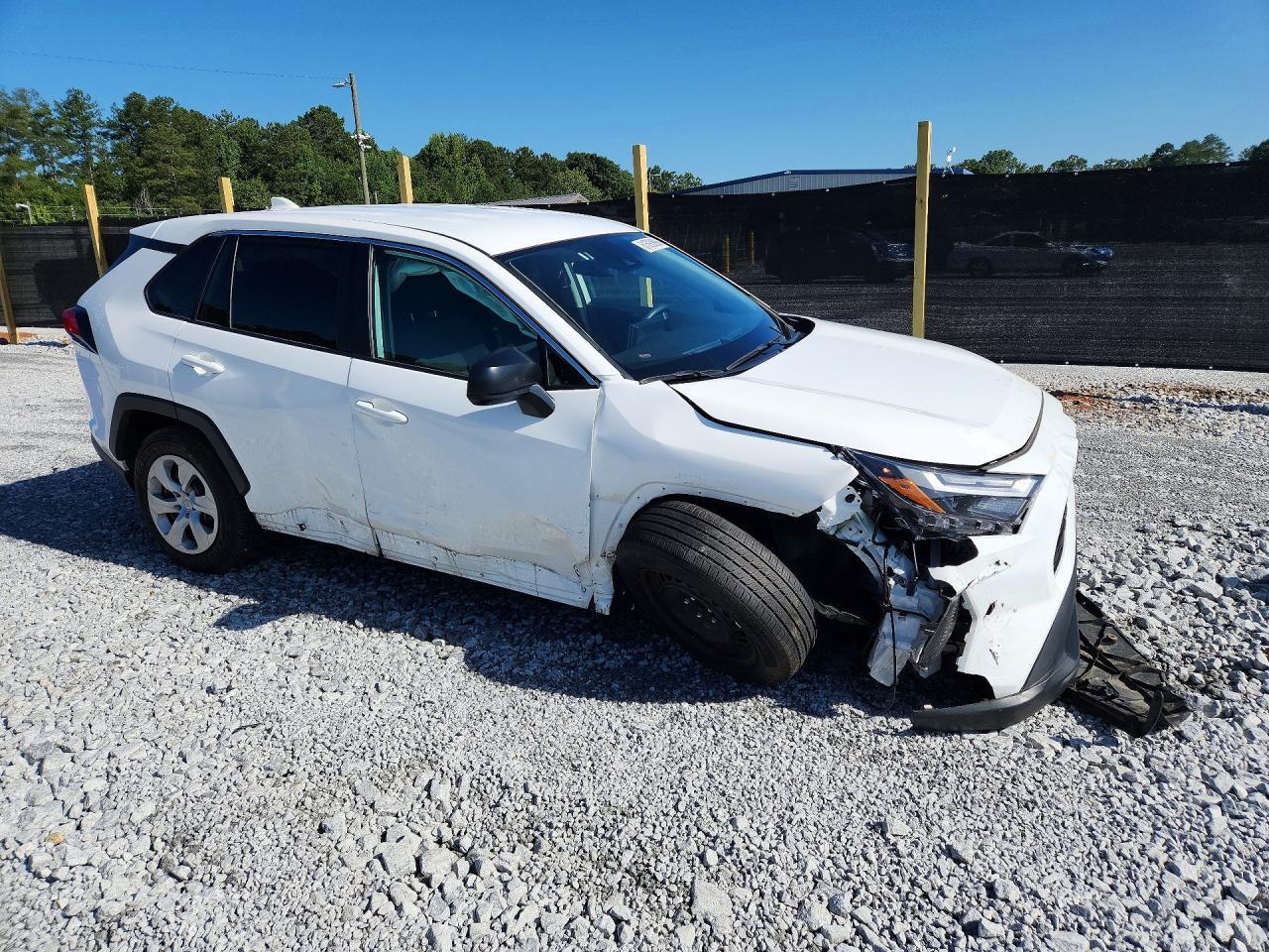 2024 Toyota RAV4, LE