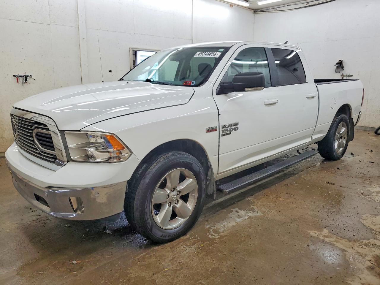 2019 RAM 1500, Slt