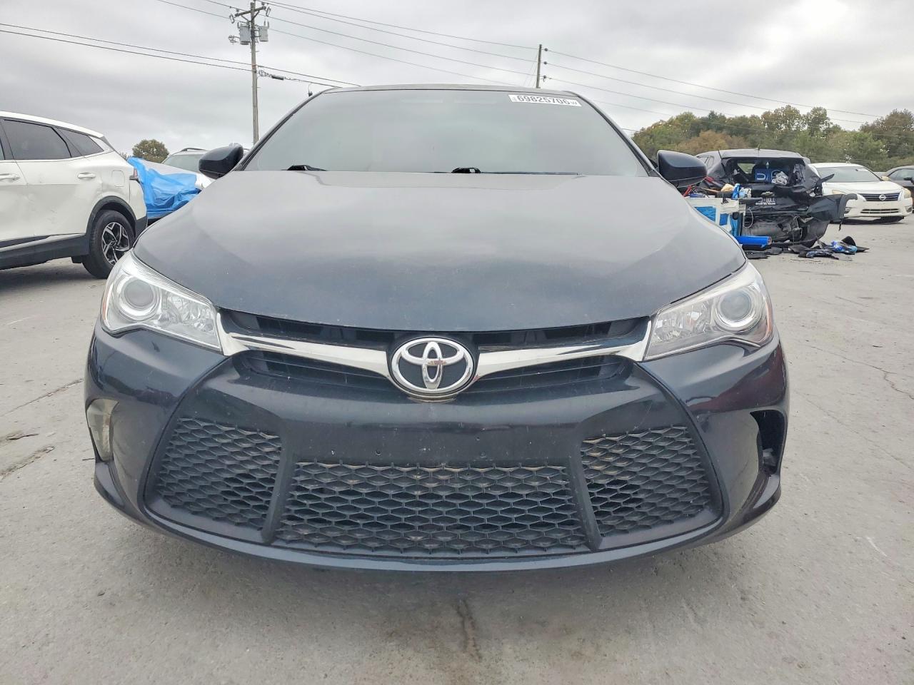 2016 Toyota Camry, SE