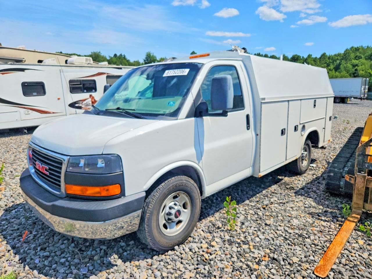 2016 GMC Savana, Cutaway G4500