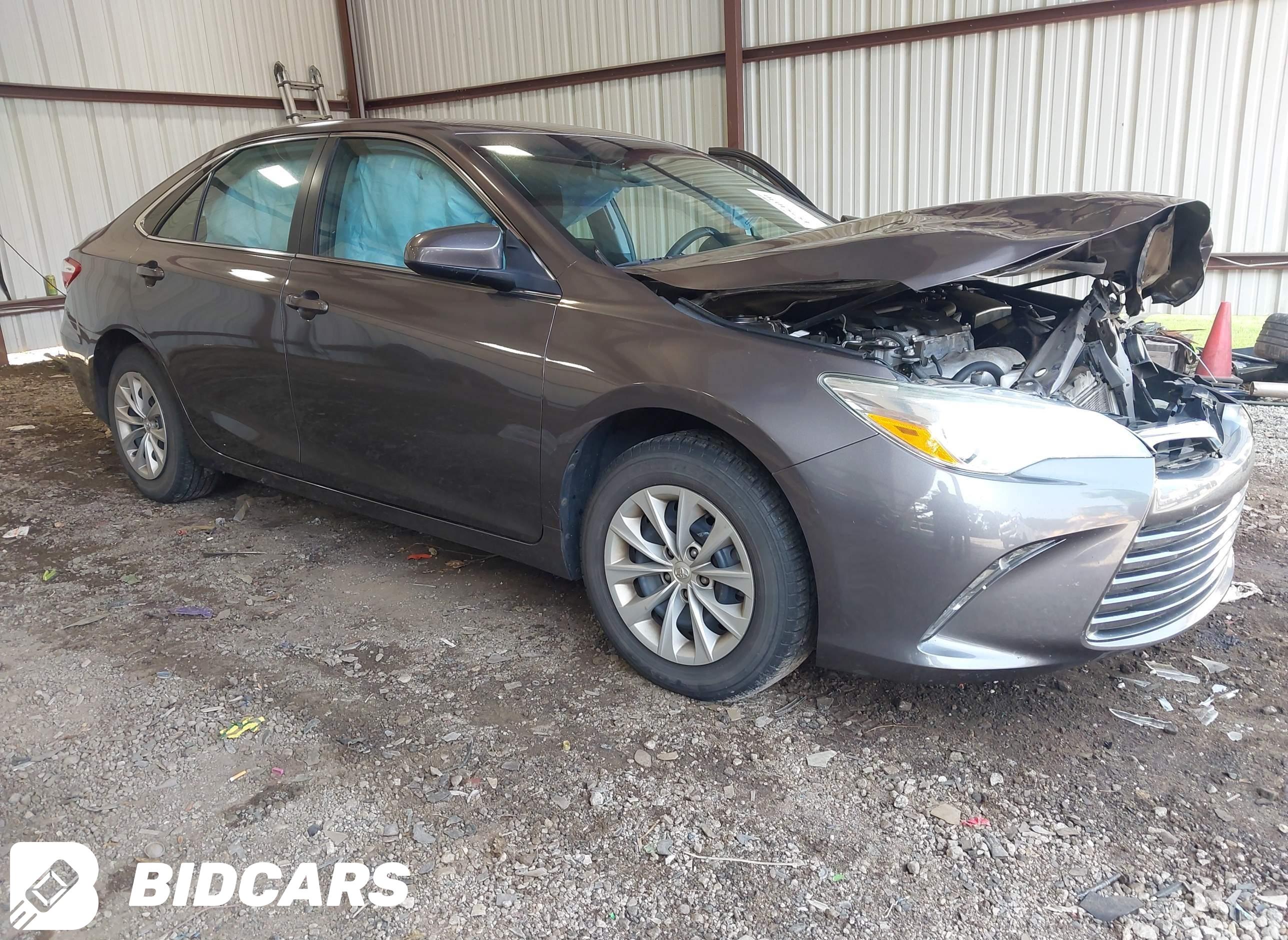 2015 Toyota Camry, LE