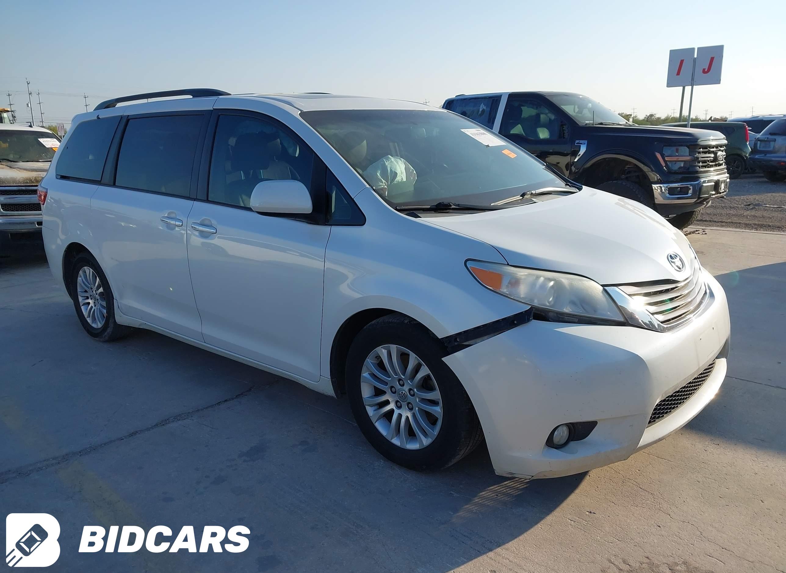 2015 Toyota Sienna, Xle 8 Pas...