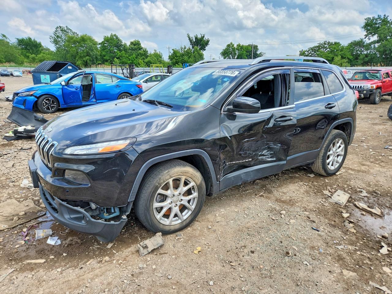 2015 Jeep Cherokee, Latitude