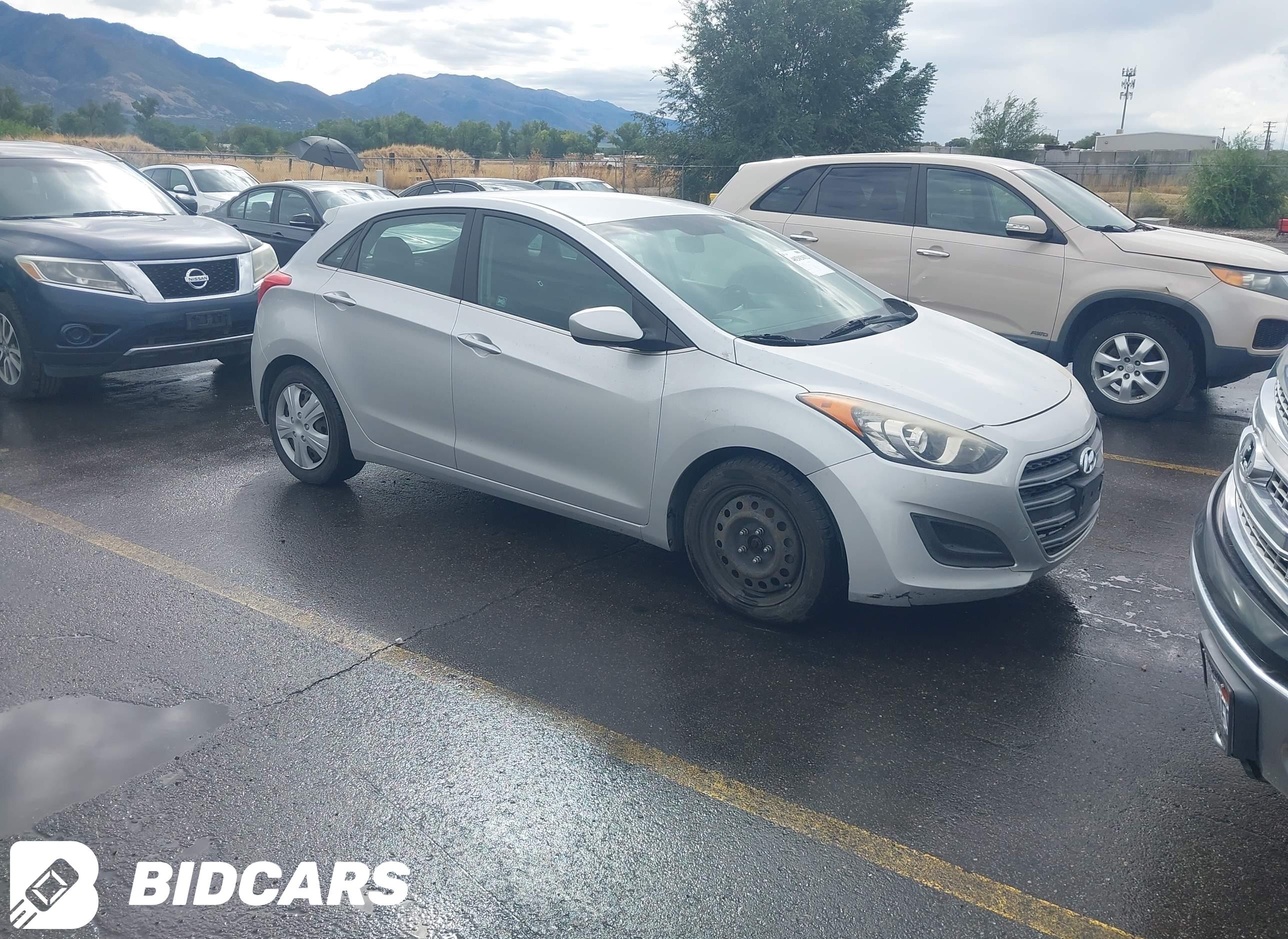 2016 Hyundai Elantra, GT