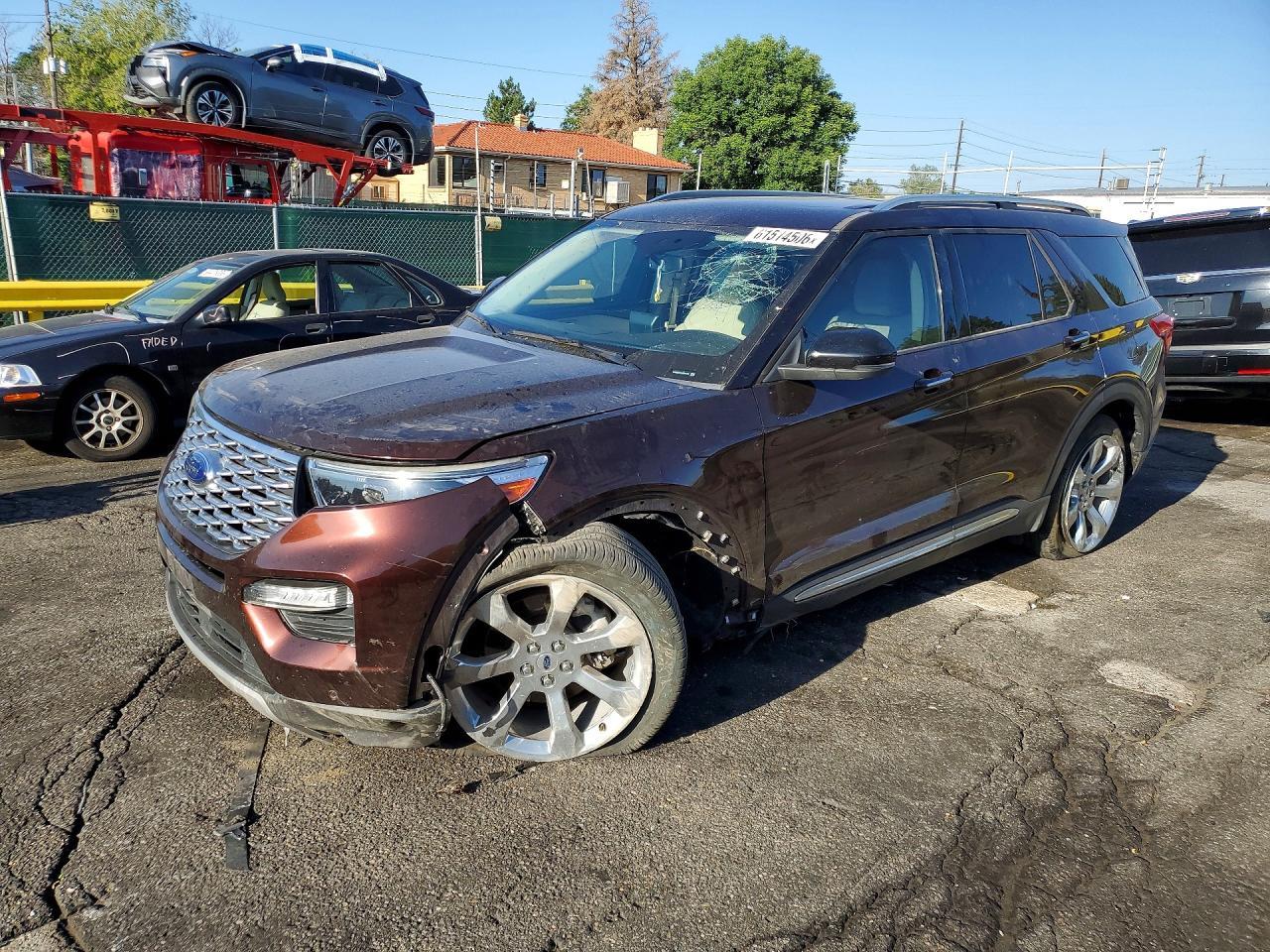 2020 Ford Explorer, Platinum