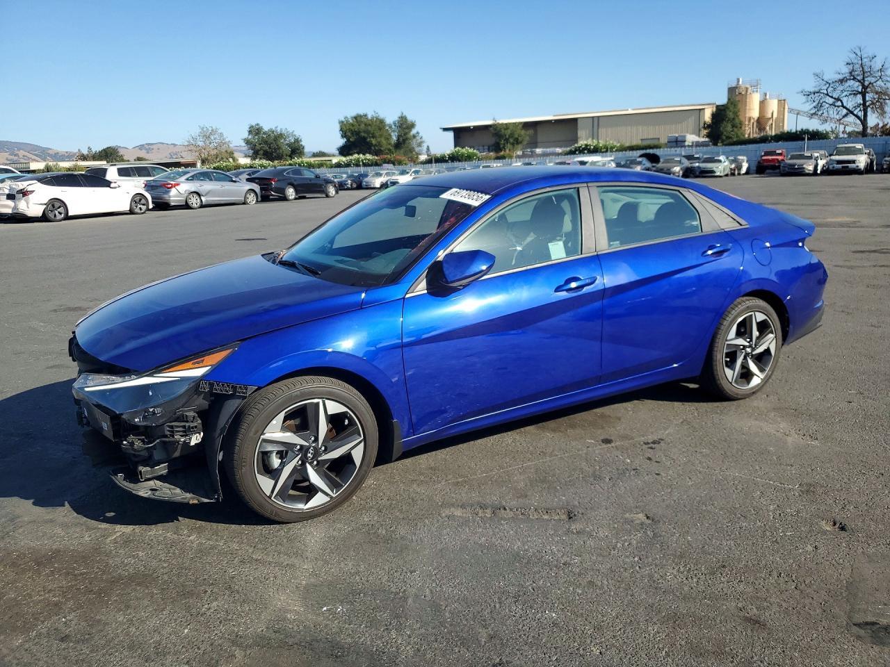 2023 Hyundai Elantra, Sel