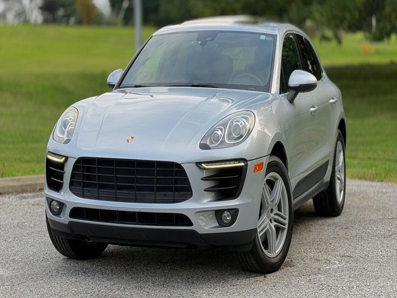 2017 Porsche Macan, S