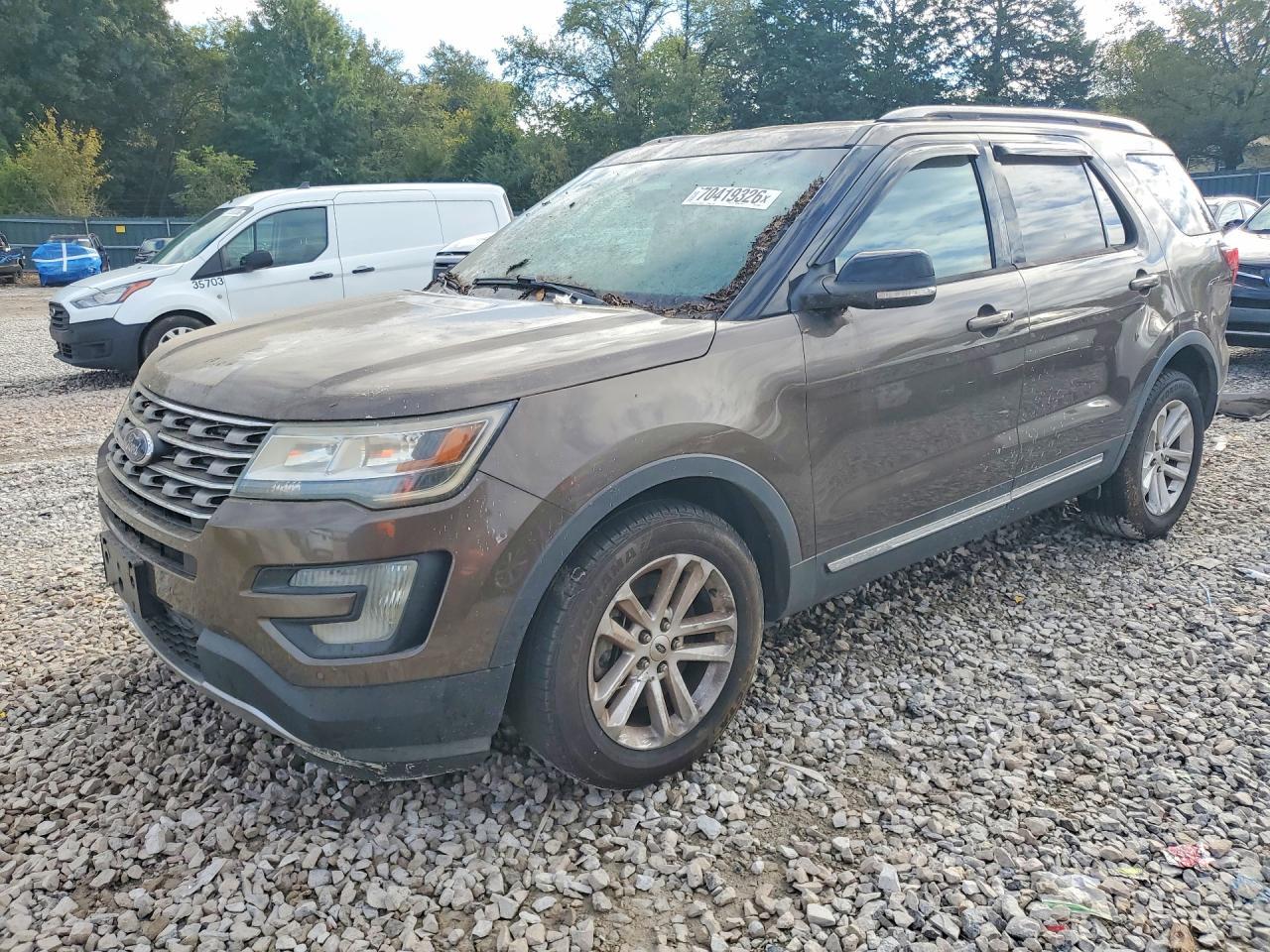 2016 Ford Explorer, Xlt