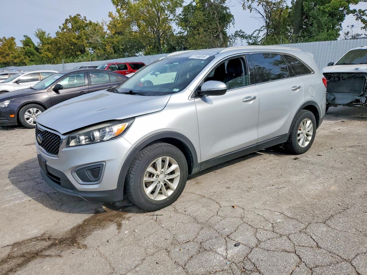 2016 KIA Sorento, LX