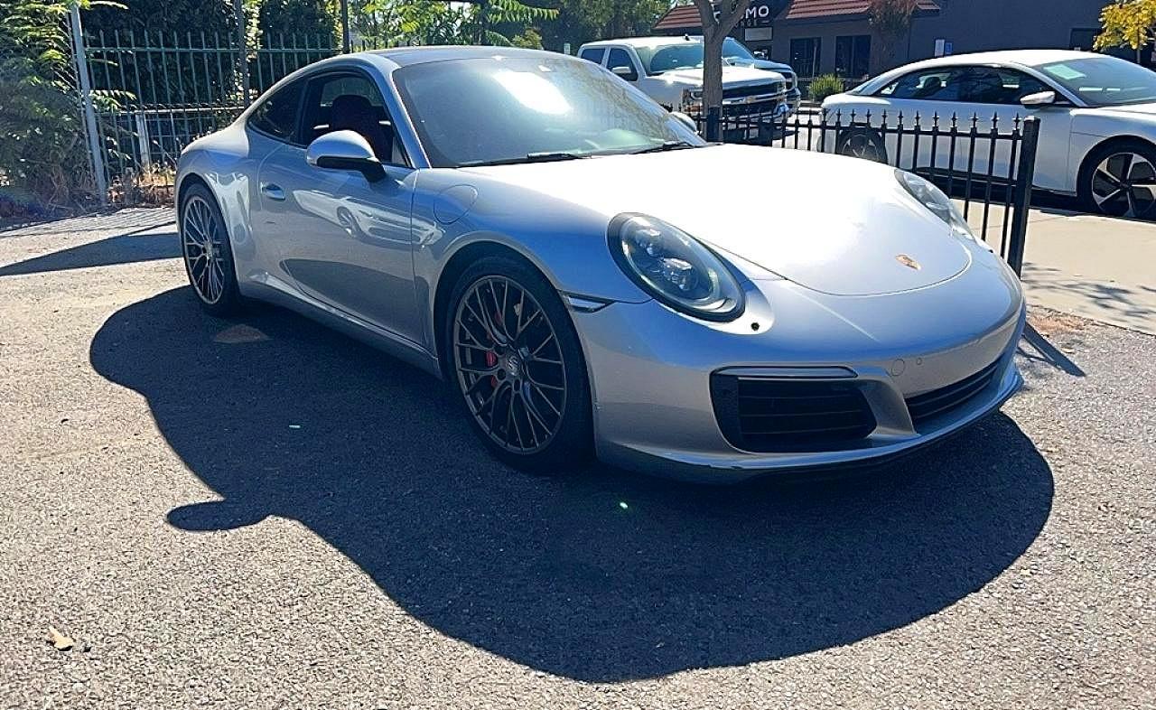 2017 Porsche 911, Carrera S